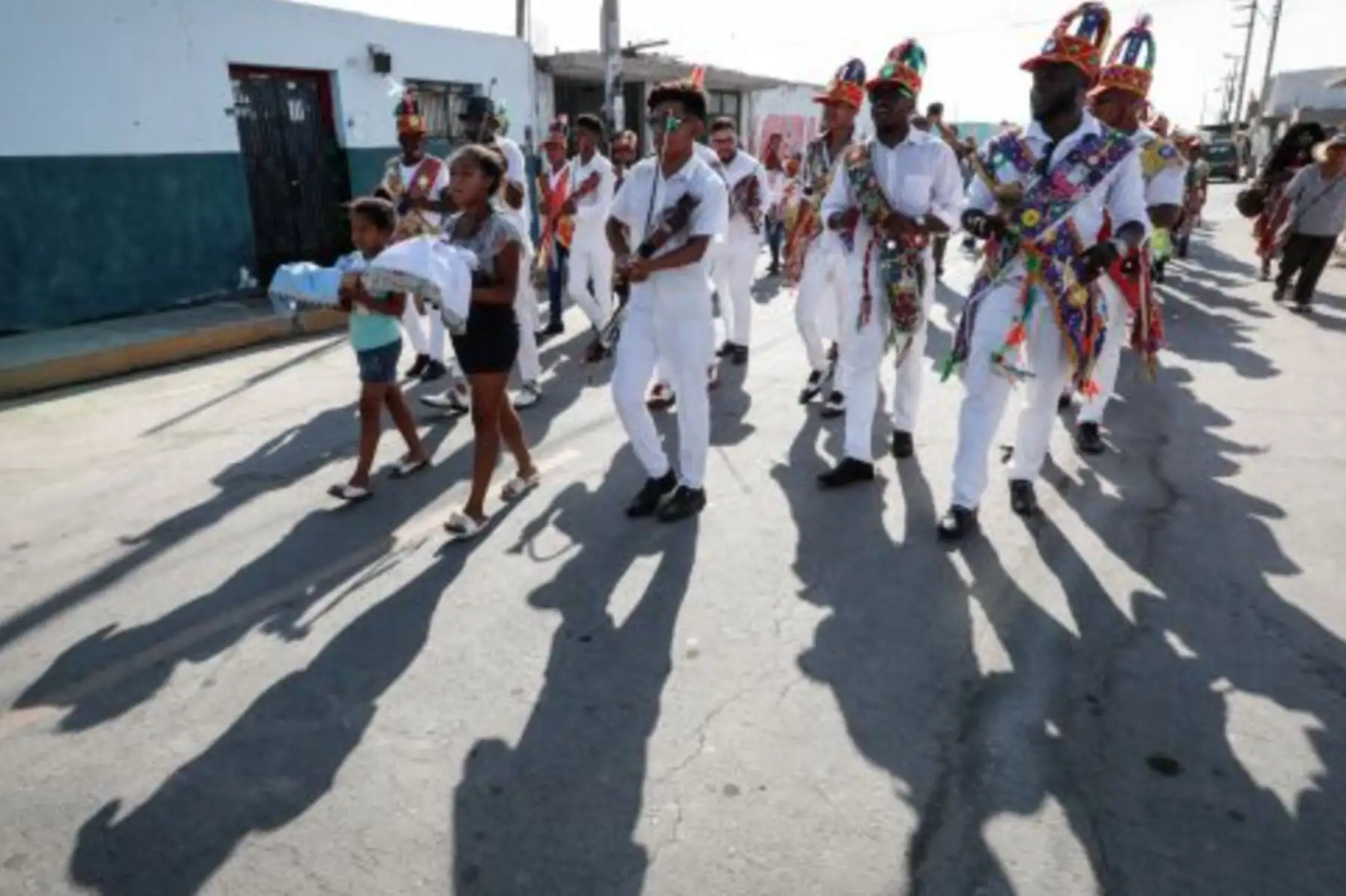 "Atajo de Negritos Amador Ballumbrosio" y Festividades por la Virgen del Carmen en Chincha.


Foto: ANDINA/Carlos Lezama