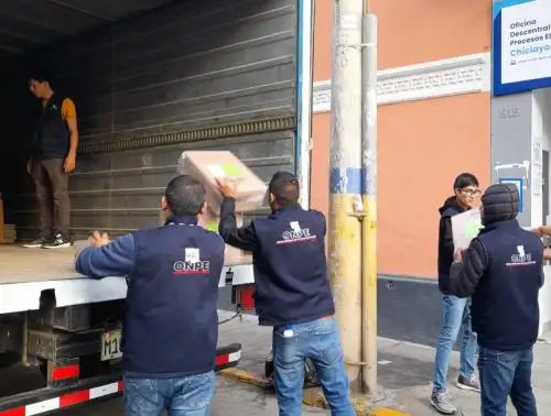 La ODPE Chiclayo culminó con la distribución del material electoral que se utilizará en la Segunda Elección Regional que se celebrará en Lambayeque y otras 8 regiones.