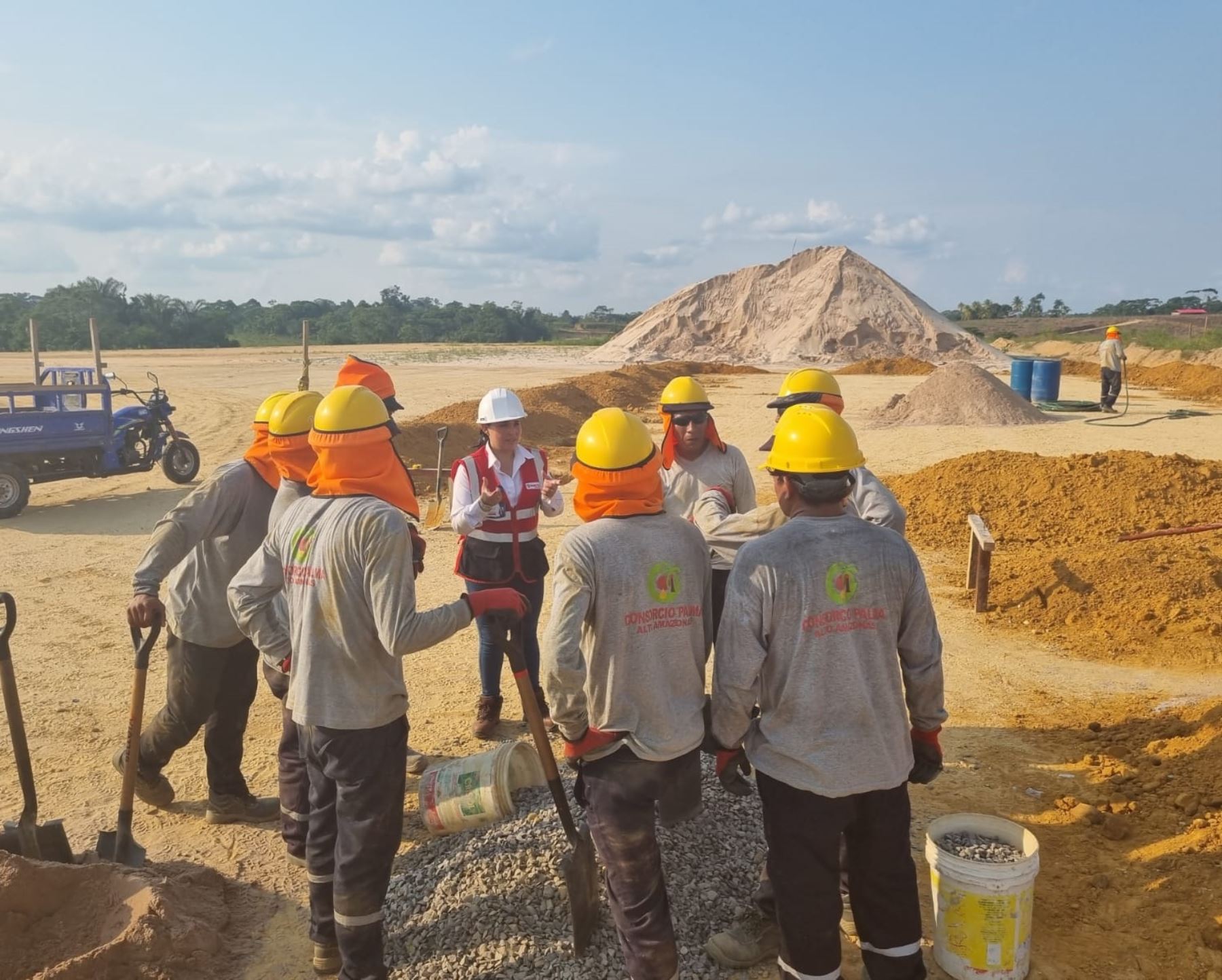 Sunafil ejecuta operativos en nueve obras de construcción en la ciudad de Yurimaguas, en Loreto, para verificar medidas de seguridad y protección de trabajadores. ANDINA/Difusión