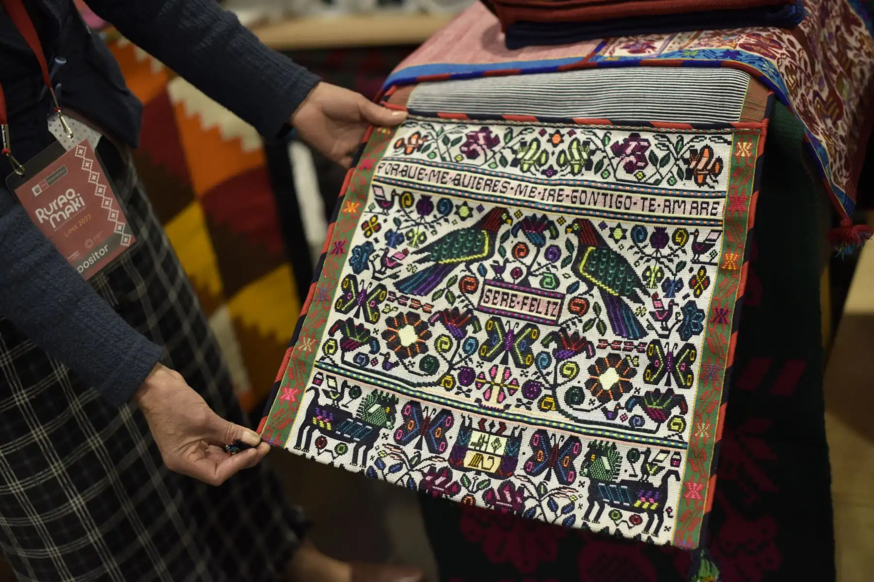 Ministerio de Cultura reunirá, desde este jueves 8, a artesanos y artistas tradicionales de todo el país en la edición de diciembre de Ruraq maki, hecho a mano.

Foto: ANDINA/Difusión