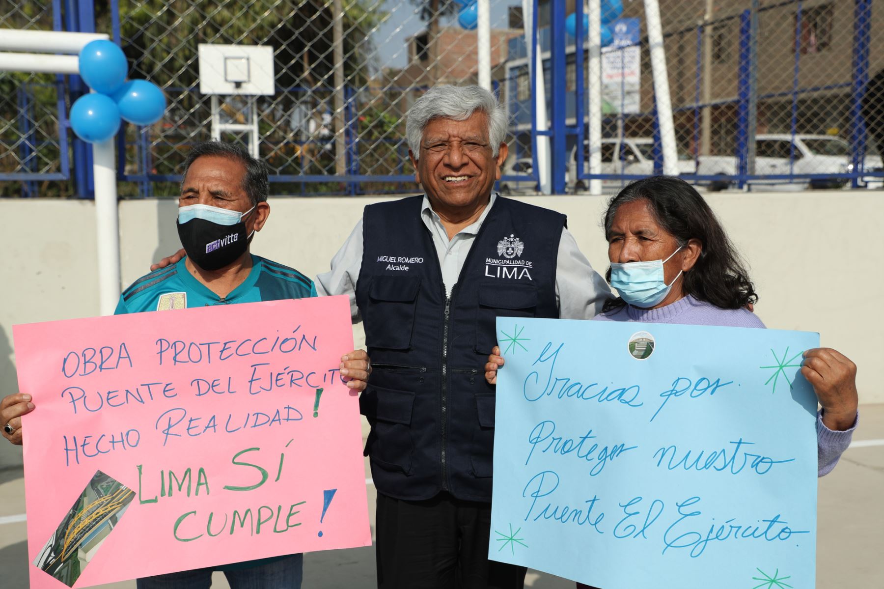 El alcalde de Lima, Arq. Miguel Romero Sotelo, anunció que la obra de protección en las bases del puente Del Ejército, en el centro de la capital, fue concluida.
Foto: ANDINA/Muni Lima
