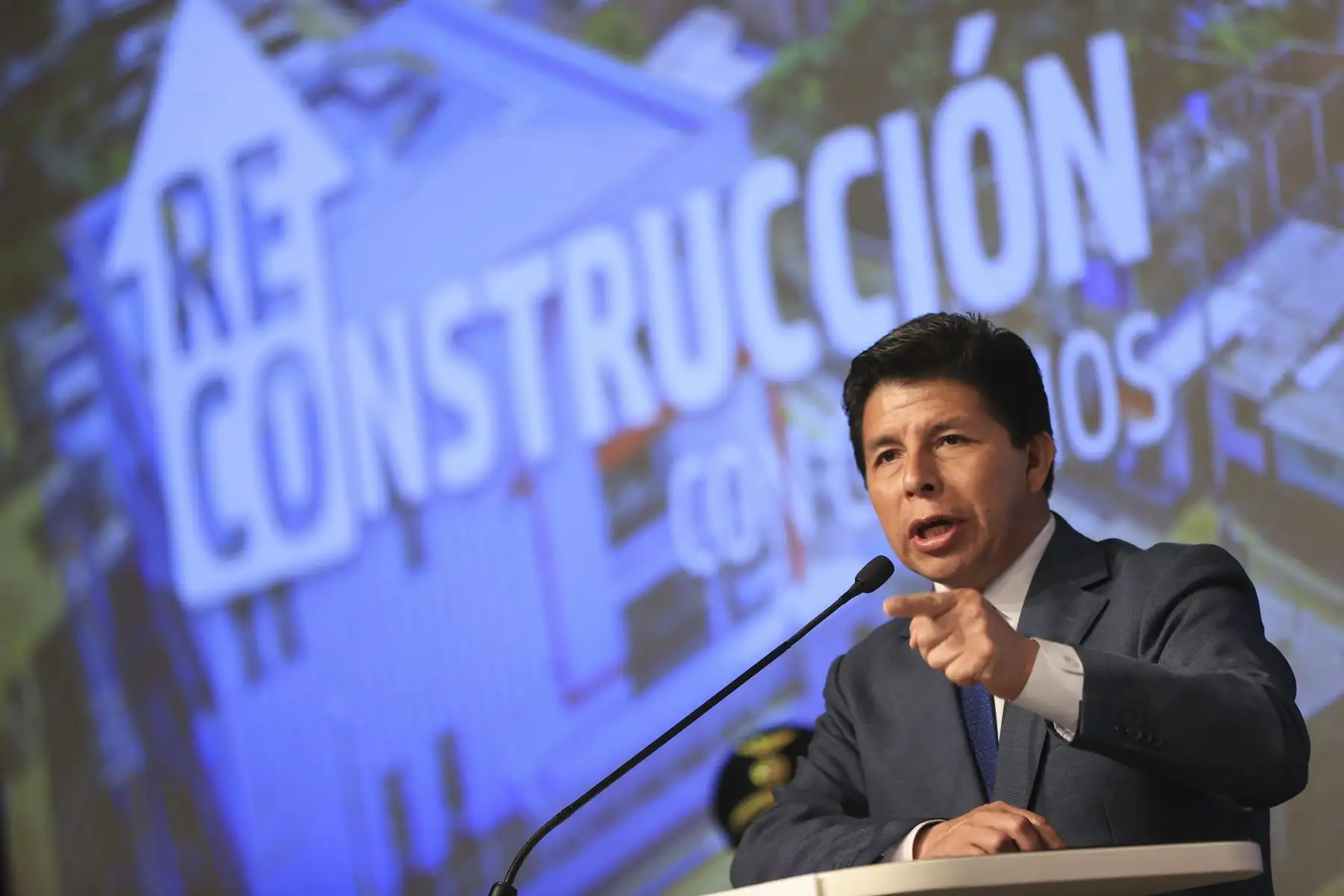 Presidente de la República, Pedro Castillo Terrones, participó en el Encuentro con autoridades electas de Gobiernos Regionales y Locales 2023-2026 “Reconstruyendo Juntos”

Foto: ANDINA/Prensa Presidencia