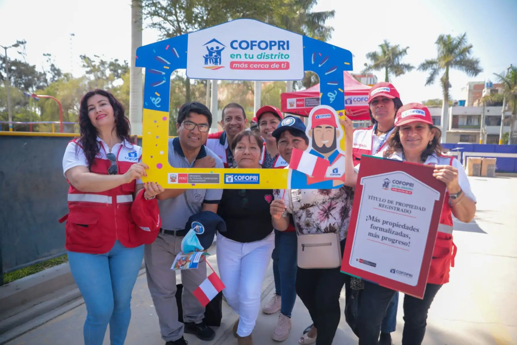 Desde 1999, la Oficina Zonal Lambayeque ha entregado más de 150,000 títulos de propiedad. Foto: Cofopri