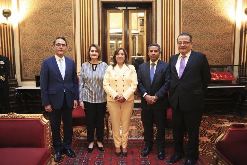 Presidenta de la República, Dina Boluarte, sostuvo reunión con magistrados del Tribunal Constitucional