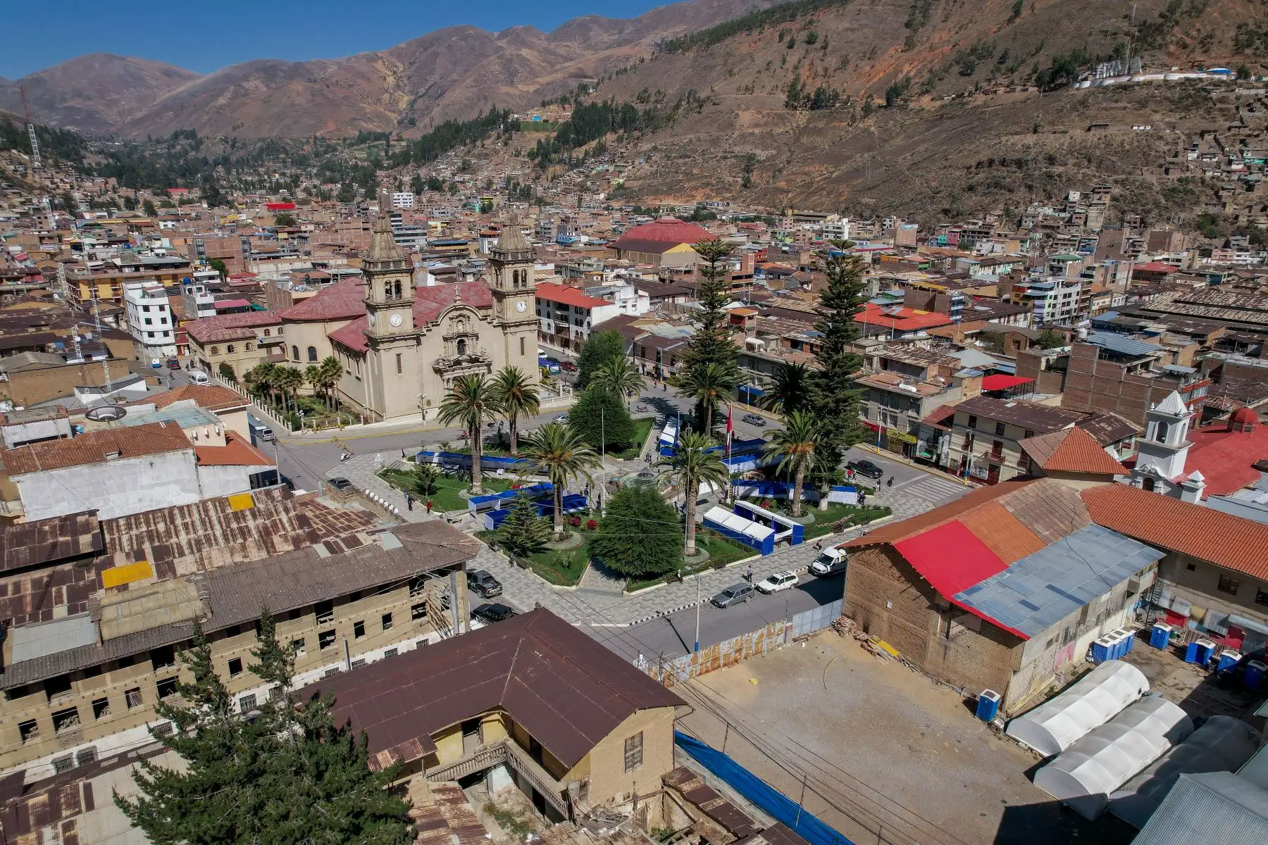 Bautizada como “La Perla de los Andes” por el sabio Antonio Raimondi, Tarma es una ciudad que se ubica a seis horas de Lima. Además, es un punto estratégico que comunica la sierra con la selva.

Foto: ANDINA/Braian Reyna