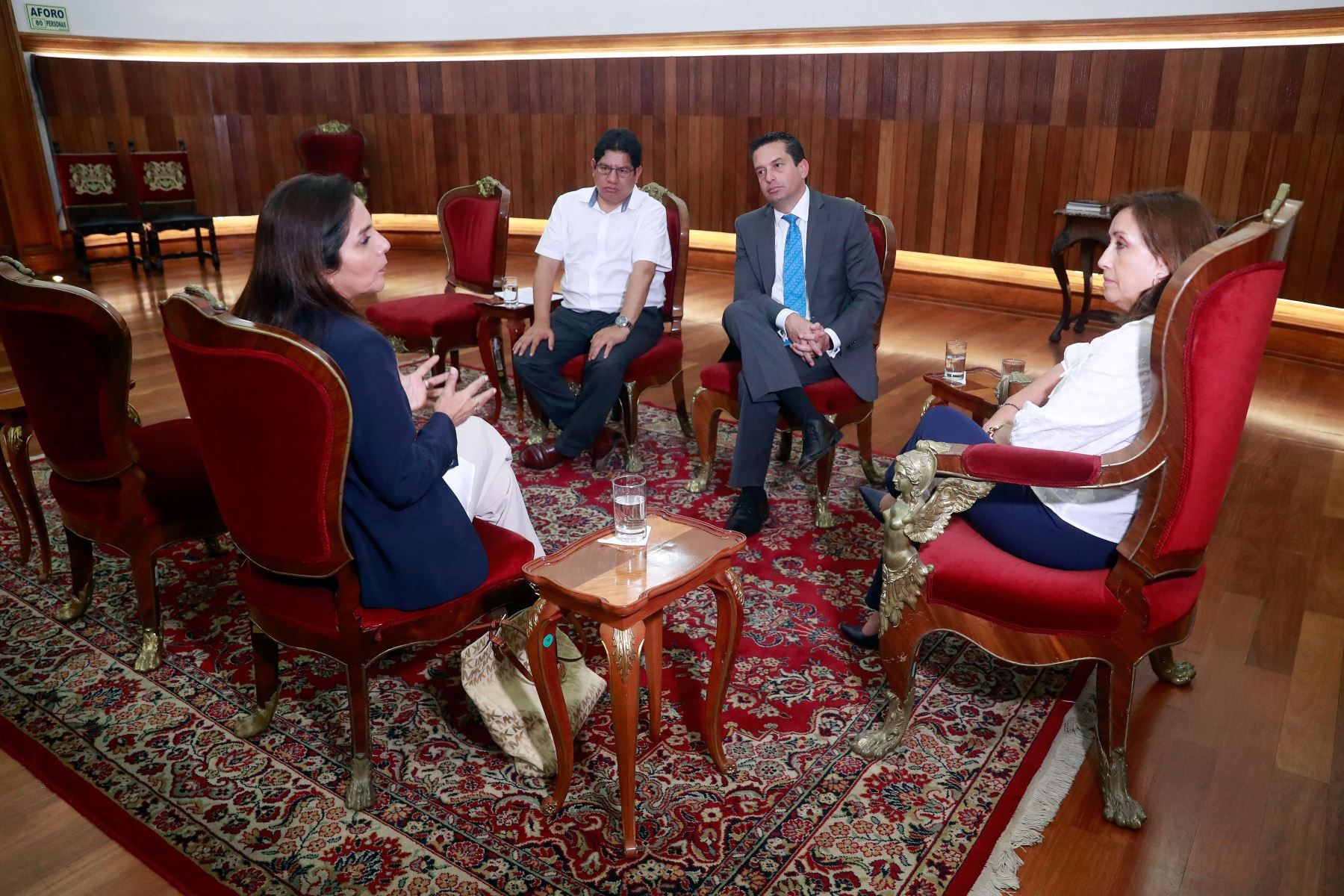 Presidenta Dina Boluarte sostuvo reunión con representante de la bancada Fuerza Popular. Foto: ANDINA/Presidencia Perú