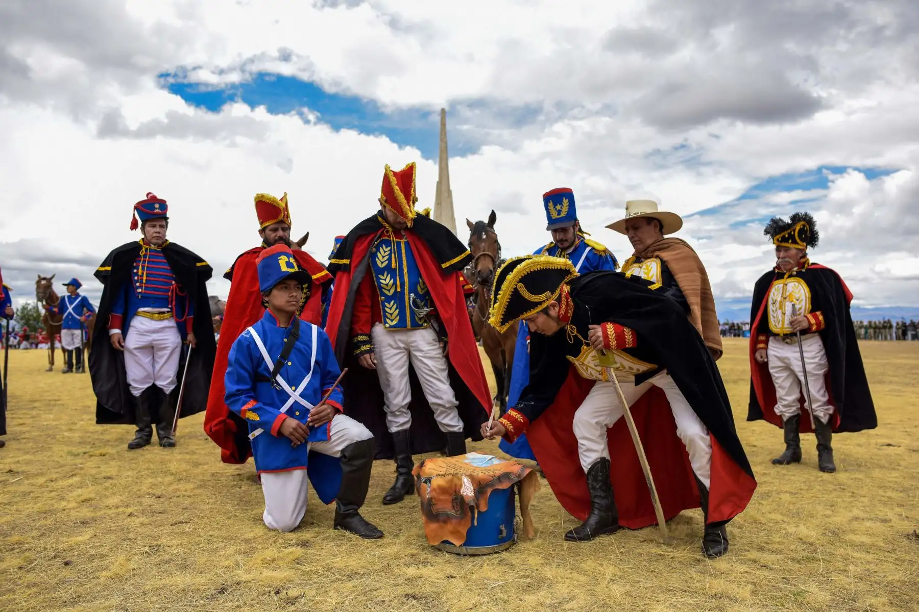 Conmemoración de los 198.° aniversario de la batalla de Ayacucho, gesta en la que el Ejército Unido Libertador del Perú puso fin de manera victoriosa a las campañas terrestres de la guerra de independencia. Foto: Bicentenario