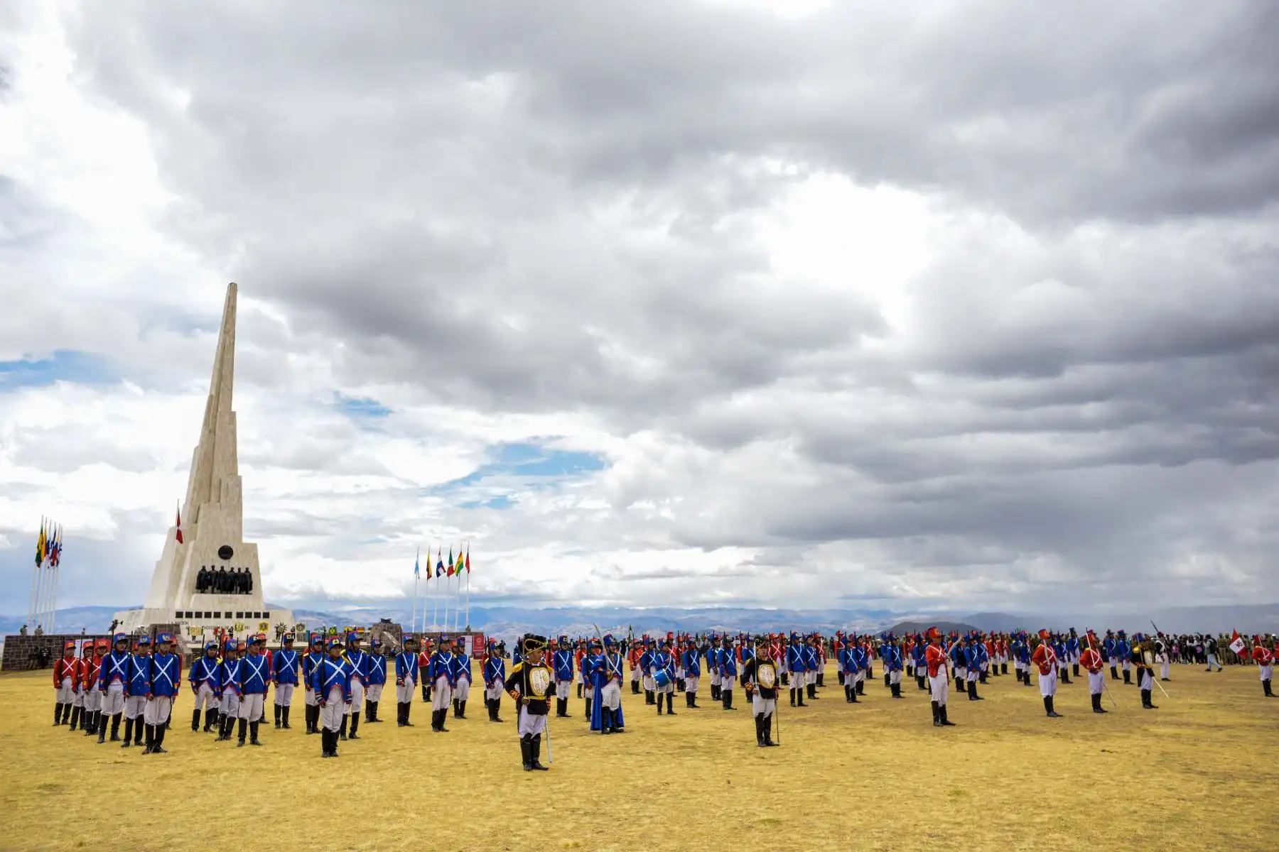 Conmemoración de los 198.° aniversario de la batalla de Ayacucho, gesta en la que el Ejército Unido Libertador del Perú puso fin de manera victoriosa a las campañas terrestres de la guerra de independencia. Foto: Bicentenario
