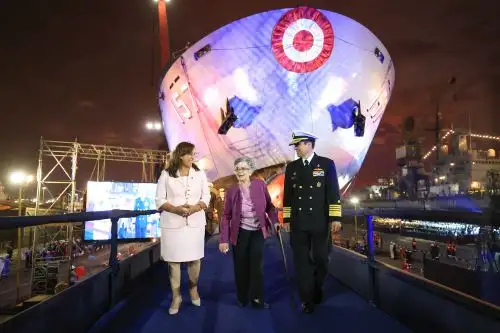 La presidenta de la República, Dina Boluarte Zegarra, encabeza la ceremonia de bautizo y botadura del Buque Multipropósito B.A.P “Paita”. ANDINA/Prensa Presidencia
