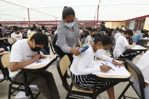Para el examen 2023-II quedan pendientes 5,078 vacantes; la evaluación será presencial los días: sábado 25 y domingo 26 de marzo y sábado 1 y domingo 2 de abril. Foto: ANDINA/Vidal Tarqui