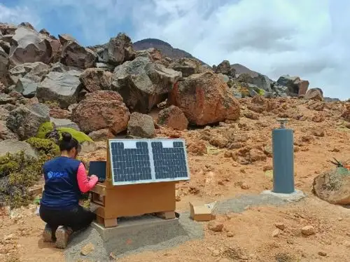 Científicos del IGP instalan estaciones GPS en volcanes Casiri y Purupuruni, ubicados en la región Tacna, para monitorear su actividad. ANDINA/Difusión