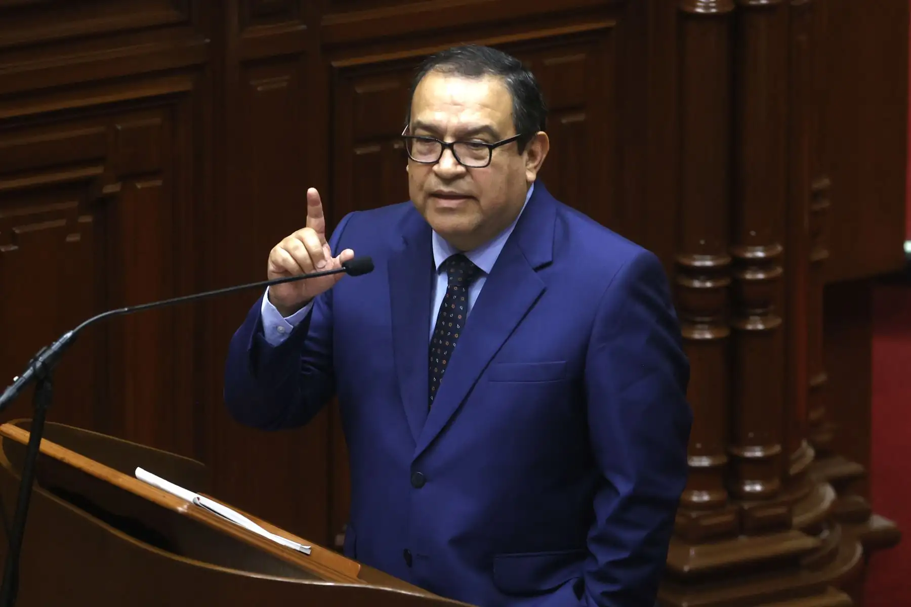 Alberto Otárola, Ministro de defensa llega al congreso de la República. Foto: ANDINA/Vidal Tarqui