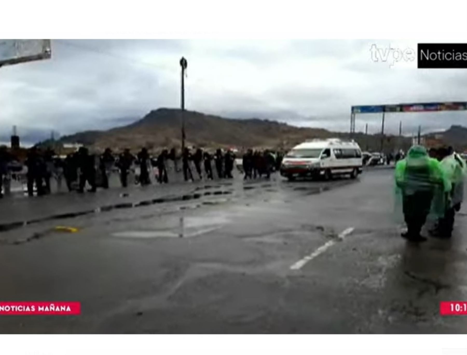 Se restableció el tránsito en la carretera que comunica a la ciudad de Puno con la frontera con Bolivia.