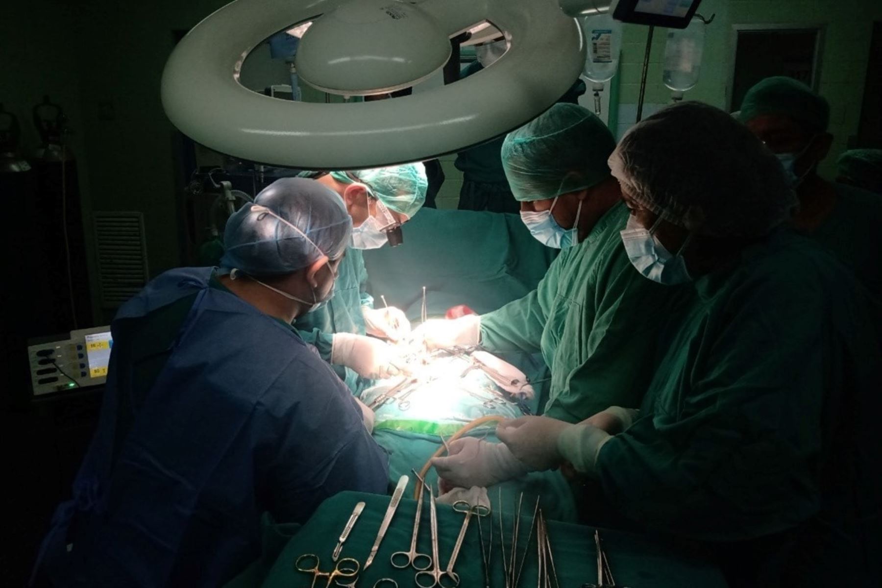 Tratamiento aplicado por médicos del hospital Almanzor Aguinaga logra resultados positivos en casos de cáncer gástrico avanzado. Foto: ANDINA/Difusión