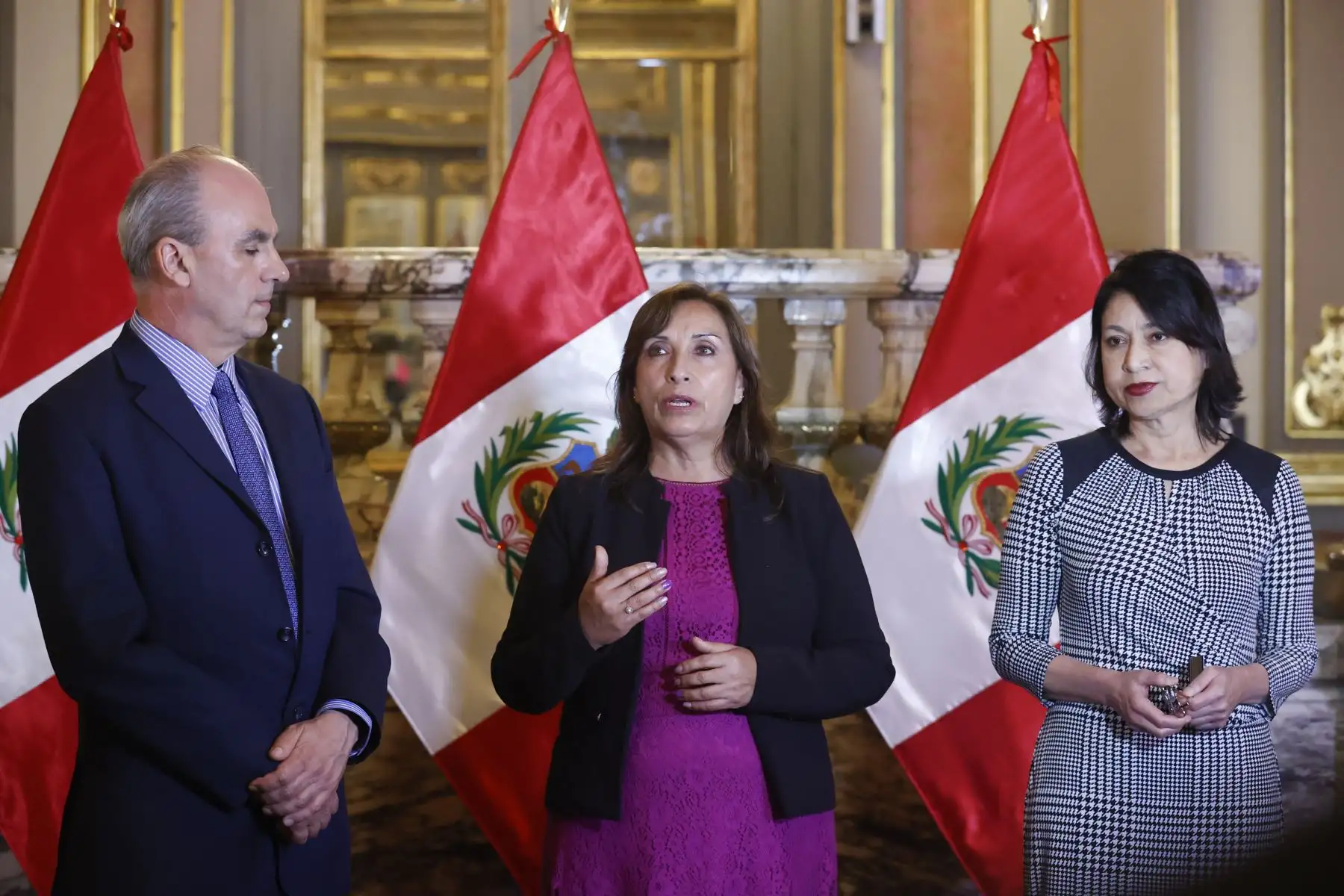 Presidenta Dina Boluarte se reunió con los embajadores de la Unión Europea y del Reino Unido en el Perú

Foto:ANDINA/Presidencia