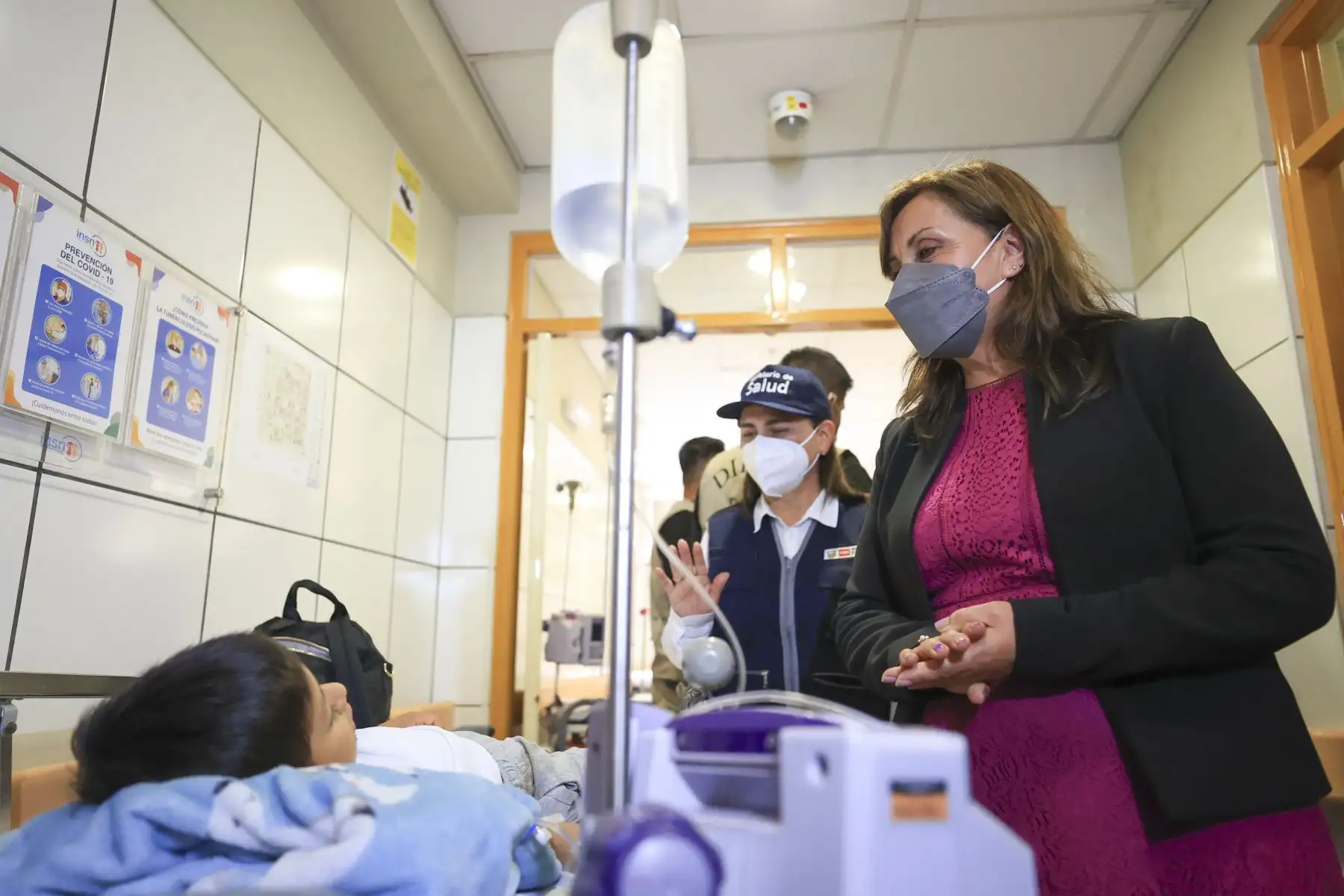 Presidenta Dina Boluarte visita en el Instituto Nacional de Salud del Niño a menores afectados durante manifestaciones

Foto: ANDINA/Prensa Presidencia