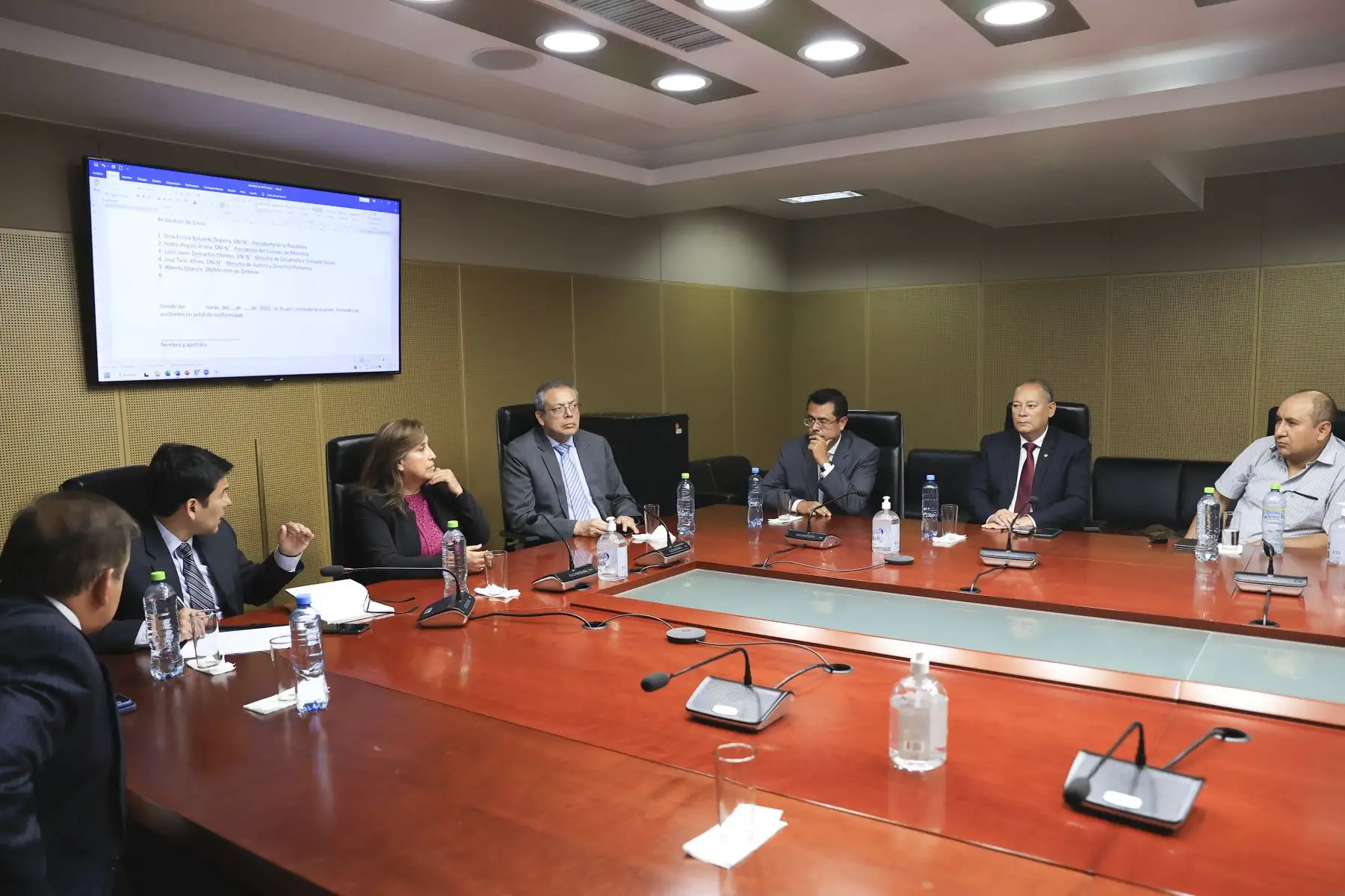 Presidenta Dina Boluarte instala gabinete de gestión de crisis en el COEN

Foto: ANDINA/Prensa Presidencia
