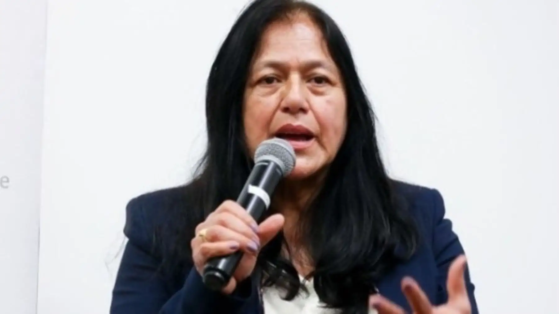 Ministra del Ambiente: el diálogo es el instrumento fundamental para avanzar como país