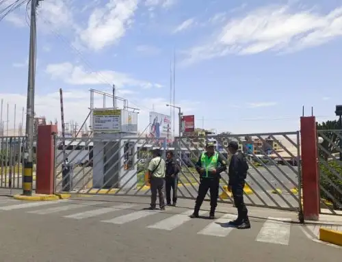 Terminal terrestre de Tacna cerró sus puertas debido a que los buses interprovinciales no pueden circular debido al bloqueo de carreteras que se registra en diversas regiones del país. Foto: Yudith Aguilar