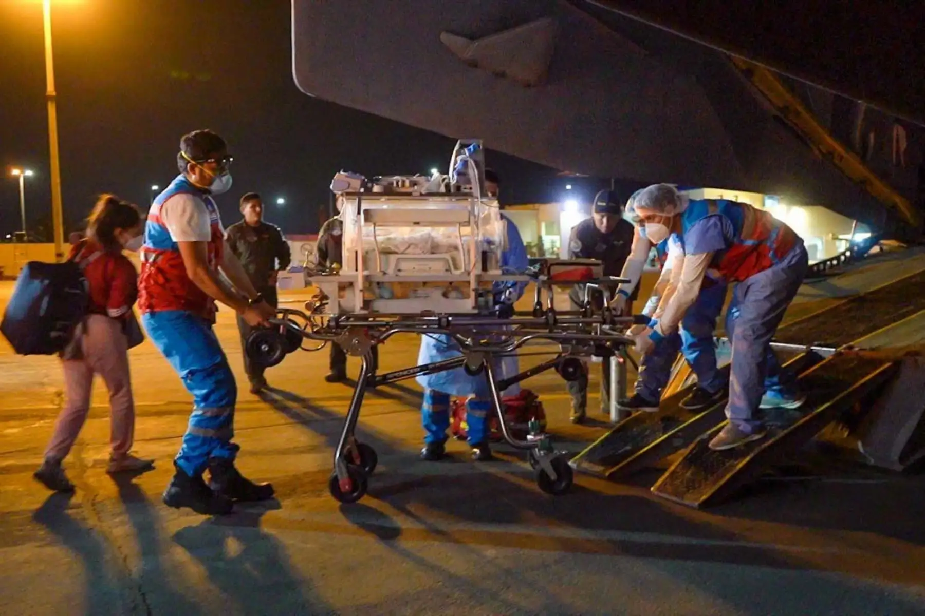 Algunos niños pudieron ser evacuados en ambulancia aérea a Lima, informó el Minsa.