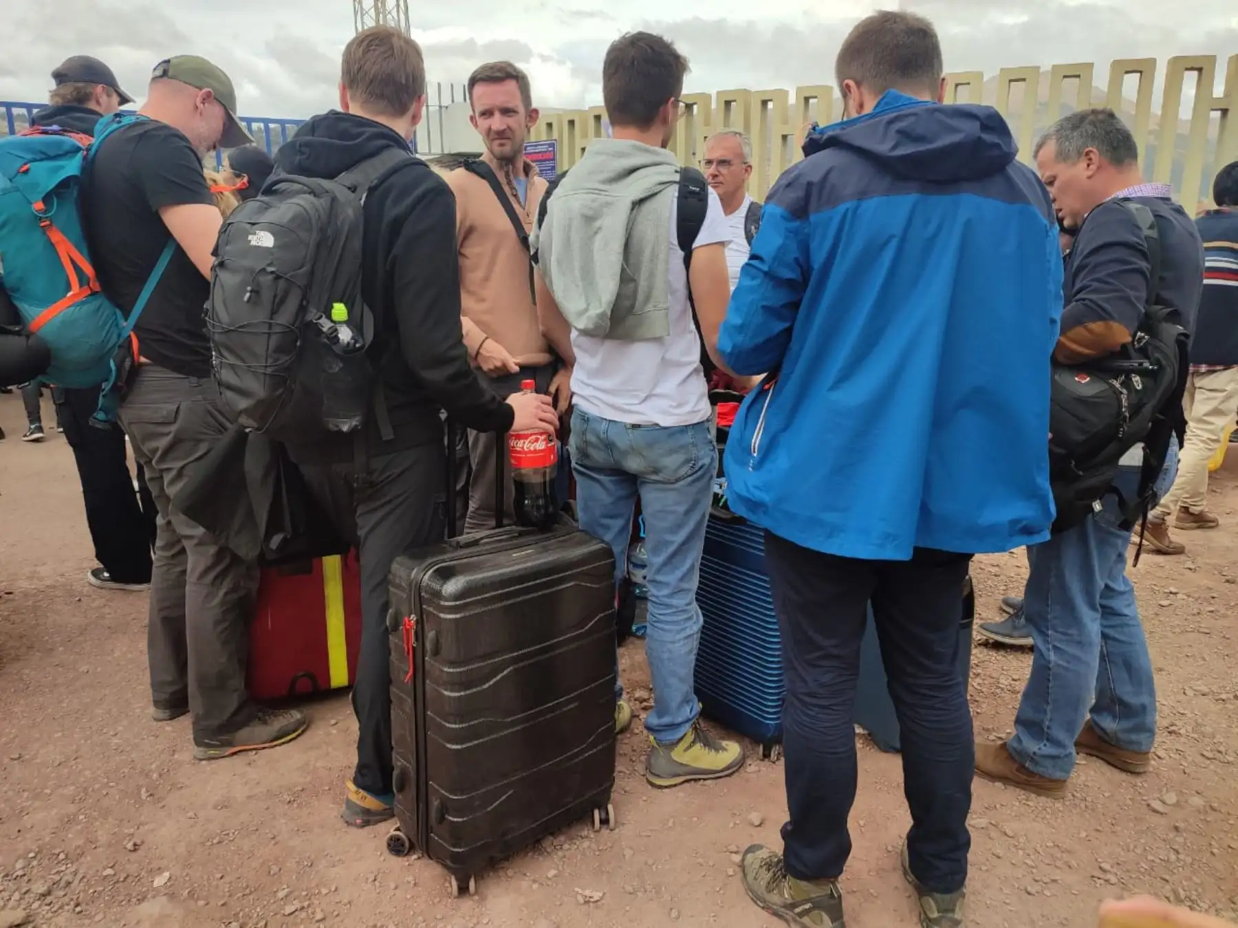 Cientos de pasajeros se congregan en el aeropuerto Alejandro Velasco Astete de Cusco para tomar los vuelos a Lima. Foto: ANDINA/Percy Hurtado