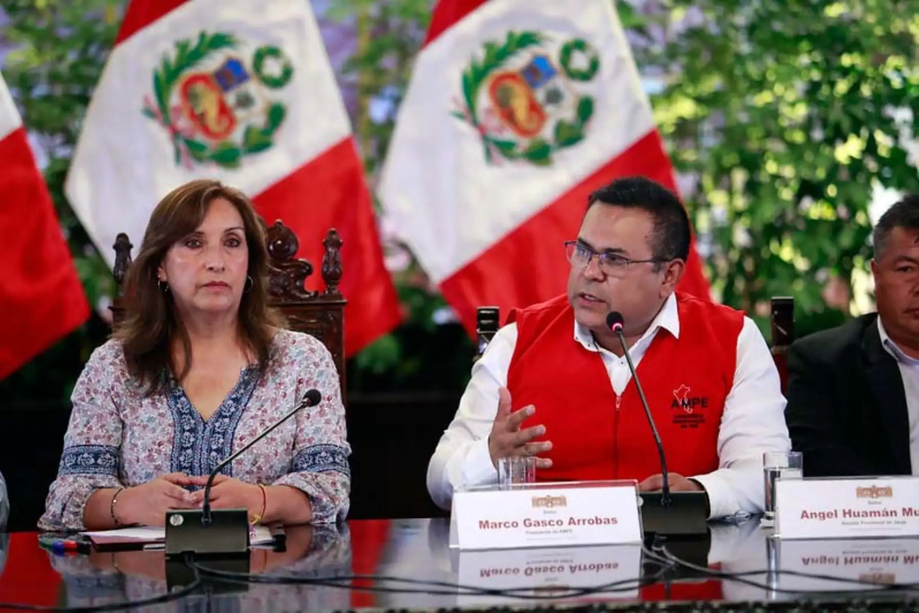 Presidenta de la República, Dina Boluarte, sostuvo reunión de trabajo con alcaldes y gobernadores electos. Foto: ANDINA/Presidencia Perú