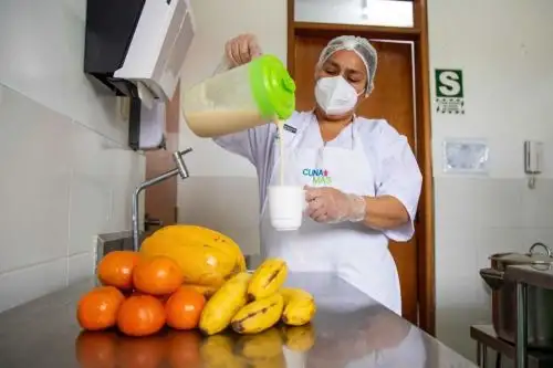 El aislamiento social provocó alteraciones en la alimentación de las niñas y niños, propiciando el consumo de golosinas o alimentos con azúcar refinada, ingrediente que altera su adecuada nutrición y que puede provocar diversas enfermedades en la primera infancia. Fuente: Andina/Difusión