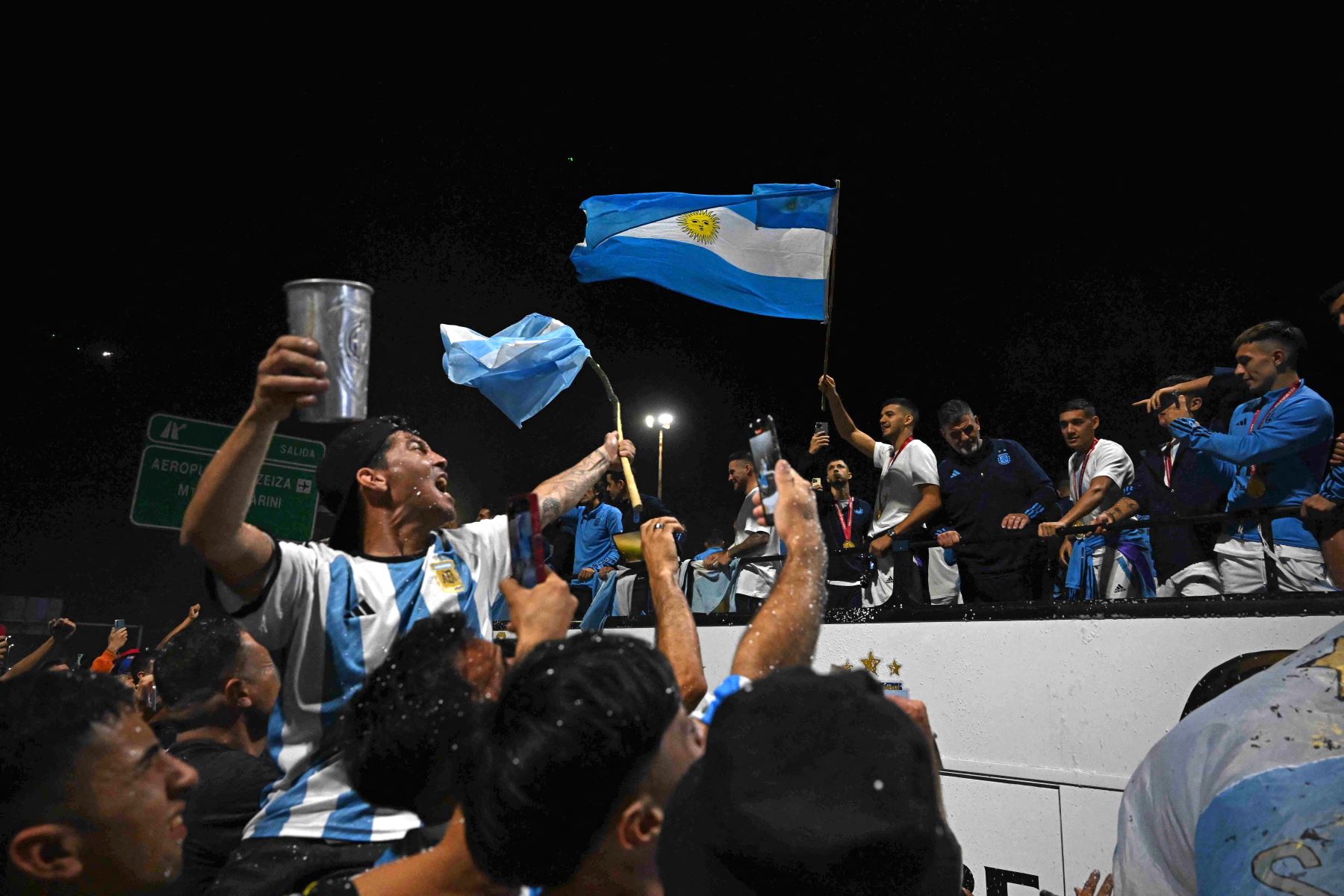 Argentina Es Un Delirio Millones Celebran Copa De Messi Y La Scaloneta 9895