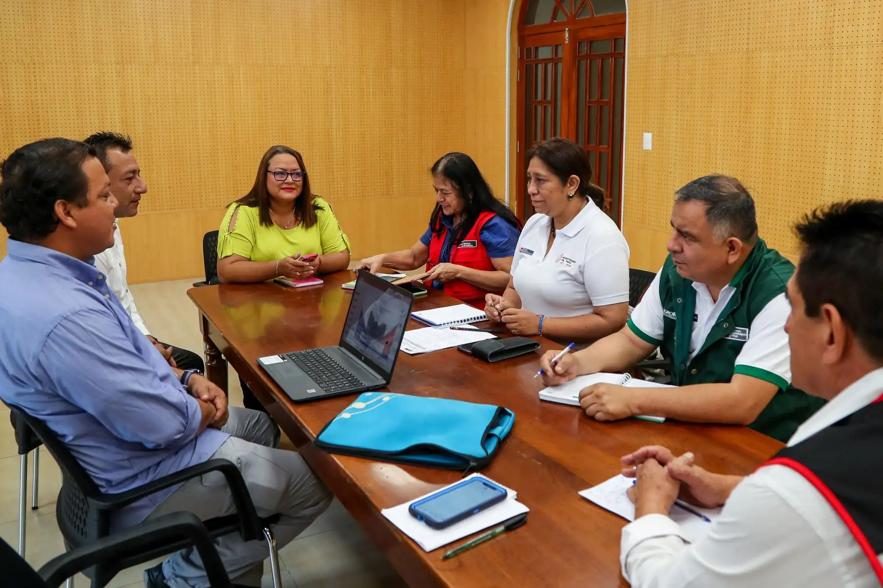 La ministra de la Mujer y Poblaciones Vulnerables, Grecia Rojas, y la ministra del Ambiente, Albina Ruiz, llegaron a la región San Martín para realizar coordinaciones con autoridades regionales y locales y representantes de distintas organizaciones de la sociedad civil. Foto: ANDINA/Difusión