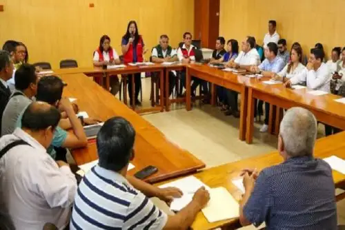El Ministerio del Ambiente coordina con el BID para conseguir financiamiento e implementar rellenos sanitarios en el país.