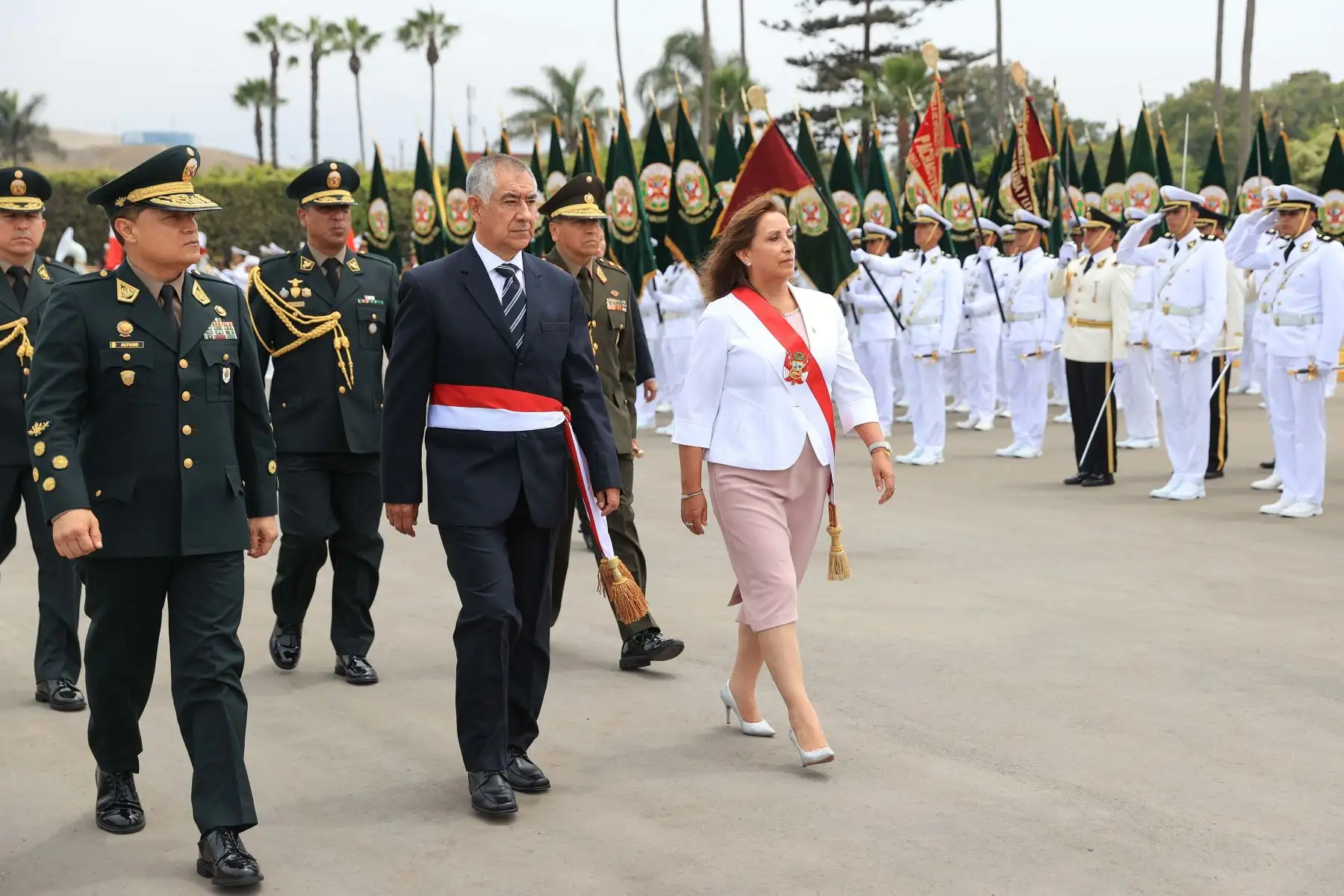 Jefa de Estado, Dina Boluarte, lidera ceremonia de clausura del año académico 2022 y graduación de la promoción “Capitán PNP Tom Dennis Pérez Cristóbal” de la Escuela Nacional de Formación Profesional Policial. Foto: ANDINA/Prensa Presidencia