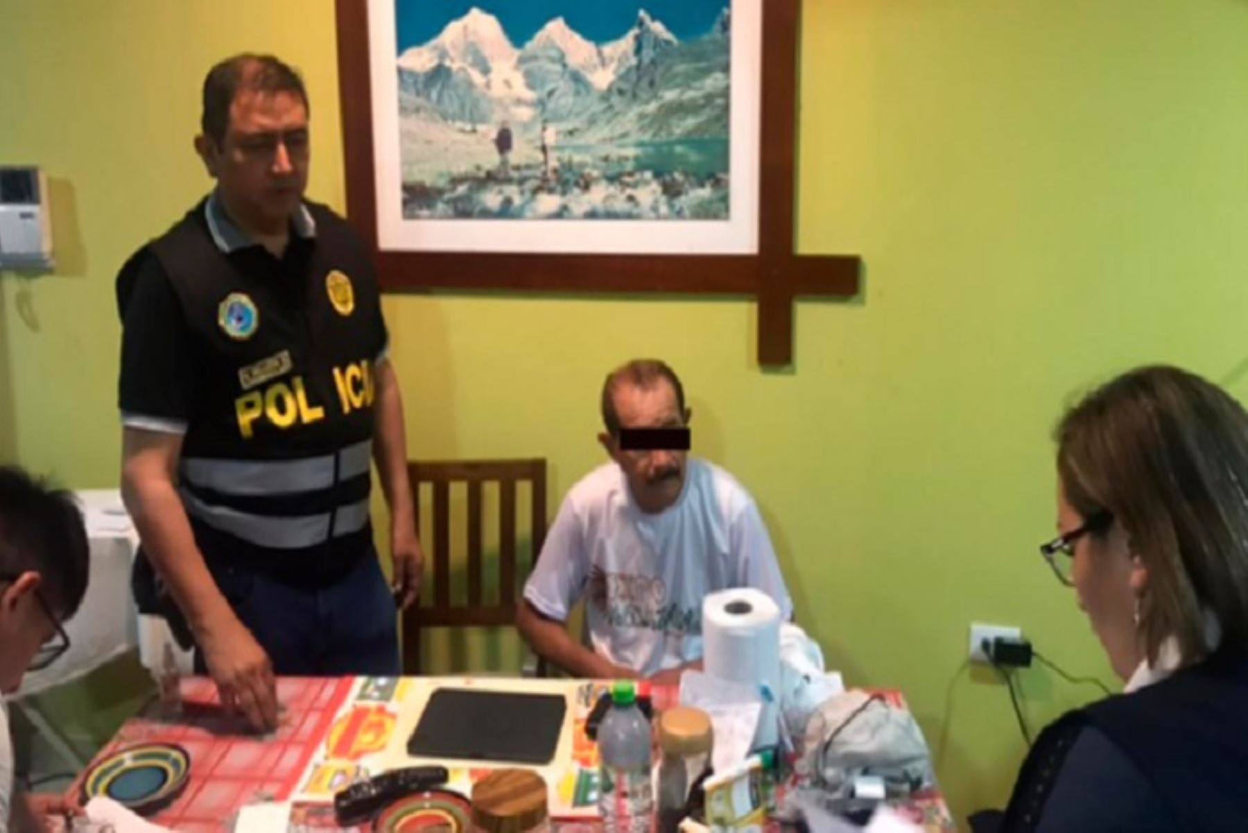 El gobernador fue detenido por la Policía Nacional en su vivienda ubicada en la ciudad sanmartinense de Moyobamba.