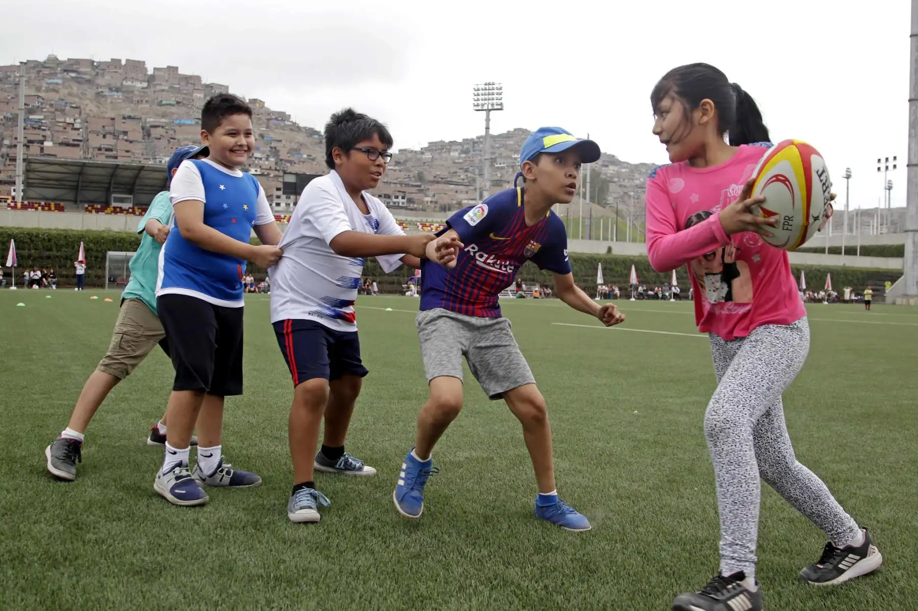 Ya se encuentran abiertas las inscripciones para que niños, adolescentes y adultos accedan a los Talleres de Verano 2023 que Legado pone a disposición de la comunidad. La meta es llegar a más de 25 mil inscritos, quienes podrán vivir una experiencia inolvidable, en recintos construidos para los Juegos Lima 2019.Foto: ANDINA/ Legado