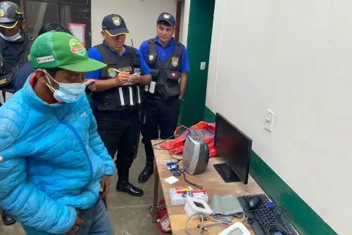 El detenido fue puesto a disposición de la comisaría de Buenos Aires y se inició el procedimiento para devolver los objetos robados. Foto: Cortesía Luis Puell