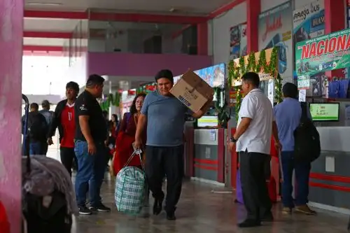 Desde el terminal de Yerbateros parten las unidades que unen Lima con las ciudades de la sierra central. Foto: ANDINA/Ricardo Cuba