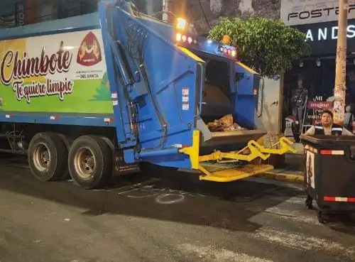 Alrededor de 40 toneladas de residuos sólidos adicionales se generaron durante las fiestas navideñas en la ciudad de Chimbote, en Áncash, reportó la Municipalidad Provincial del Santa. ANDINA/Difusión