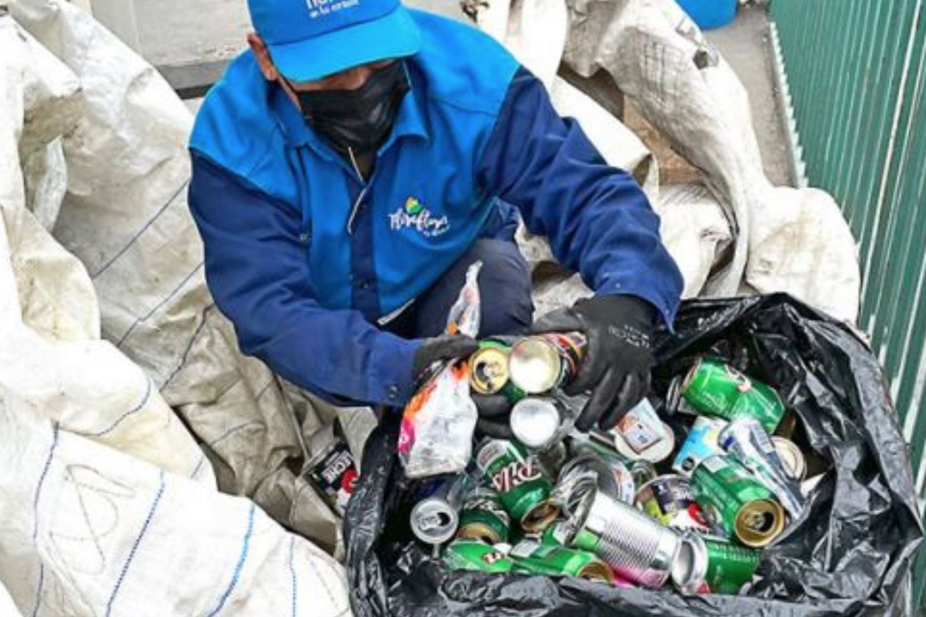 El reciclaje de manera adecuada es una importante actividad que contribuye a la protección del planeta. ANDINA/Difusión