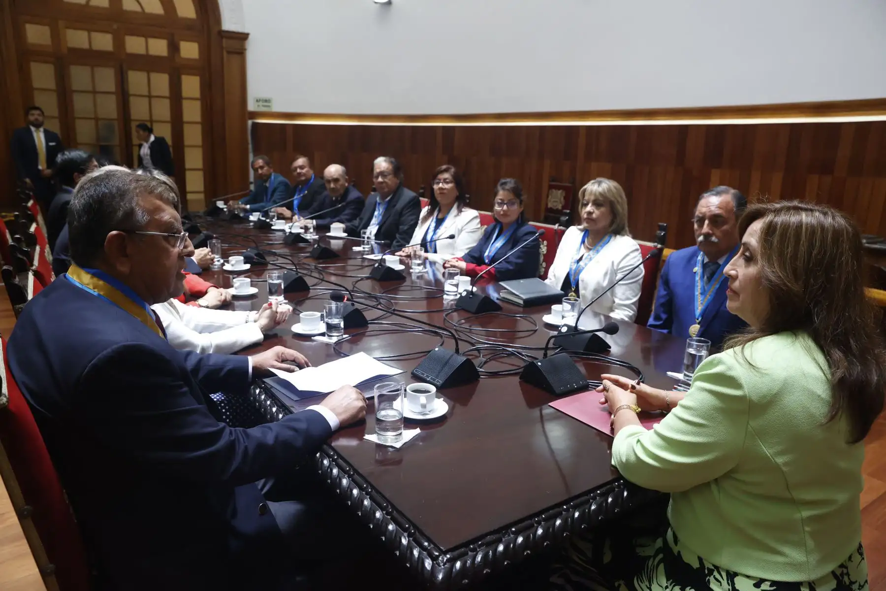 Presidenta Dina Boluarte sostuvo reunión con miembros de la Junta Directiva Nacional y Decanos Regionales del Colegio de Periodistas del Perú.ANDINA/Prensa Presidencia