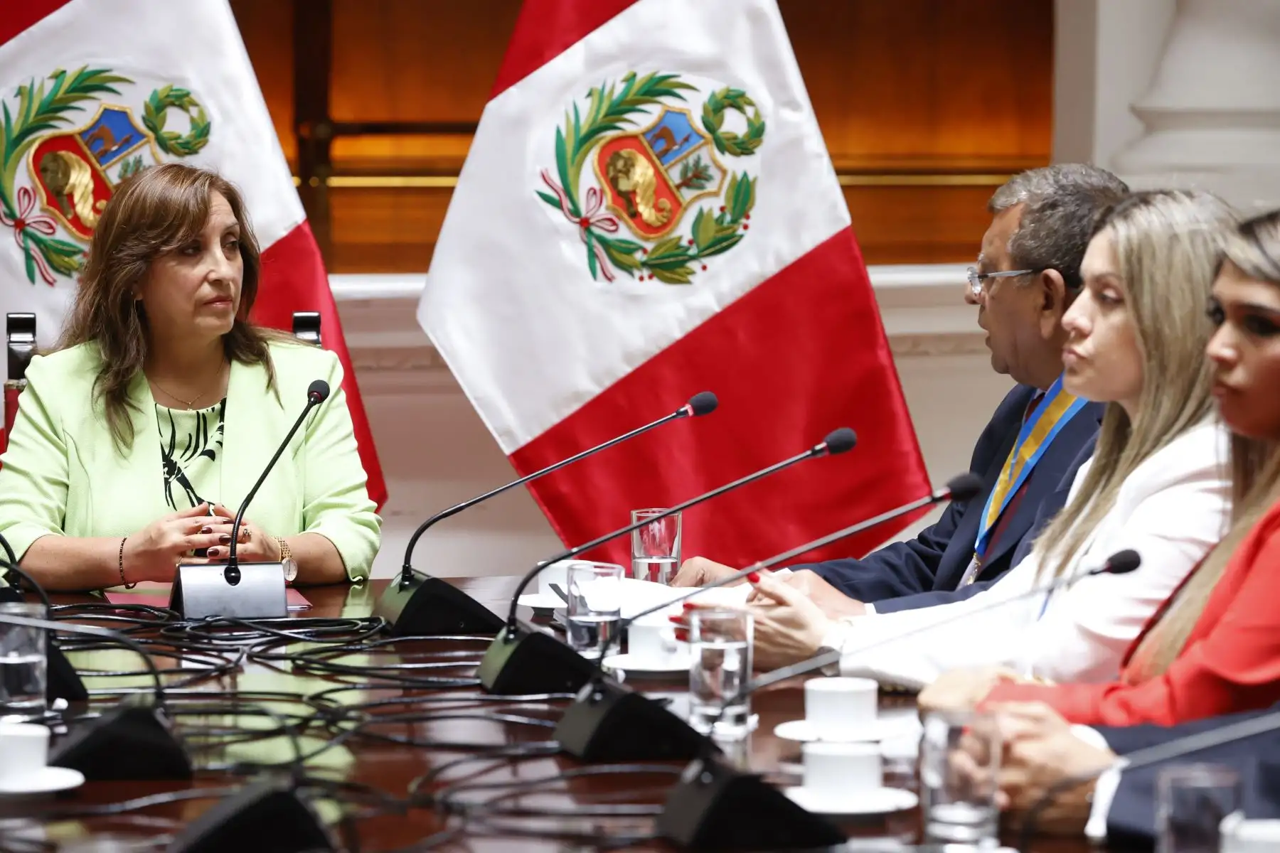 Presidenta Dina Boluarte sostuvo reunión con miembros de la Junta Directiva Nacional y Decanos Regionales del Colegio de Periodistas del Perú.ANDINA/Prensa Presidencia