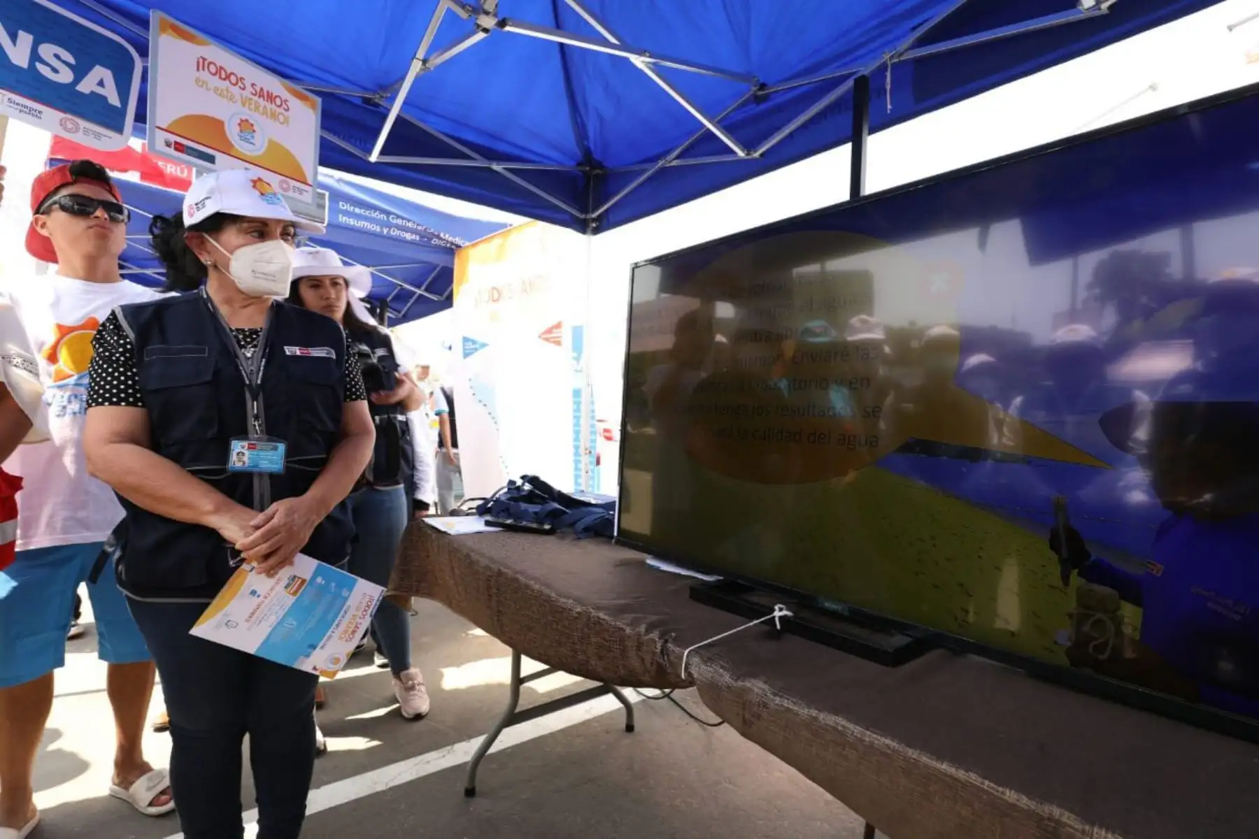 Se realizará una feria donde se ofrecerán diversos servicios a los veraneantes asistentes: medidas para prevenir el cáncer de piel, lavado y desinfección de frutas y verduras, así como el uso del aplicativo “Verano Saludable”, uso de bloqueador solar, vacunación del esquema regular y contra la covid-19.
Foto: ANDINA/Difusión