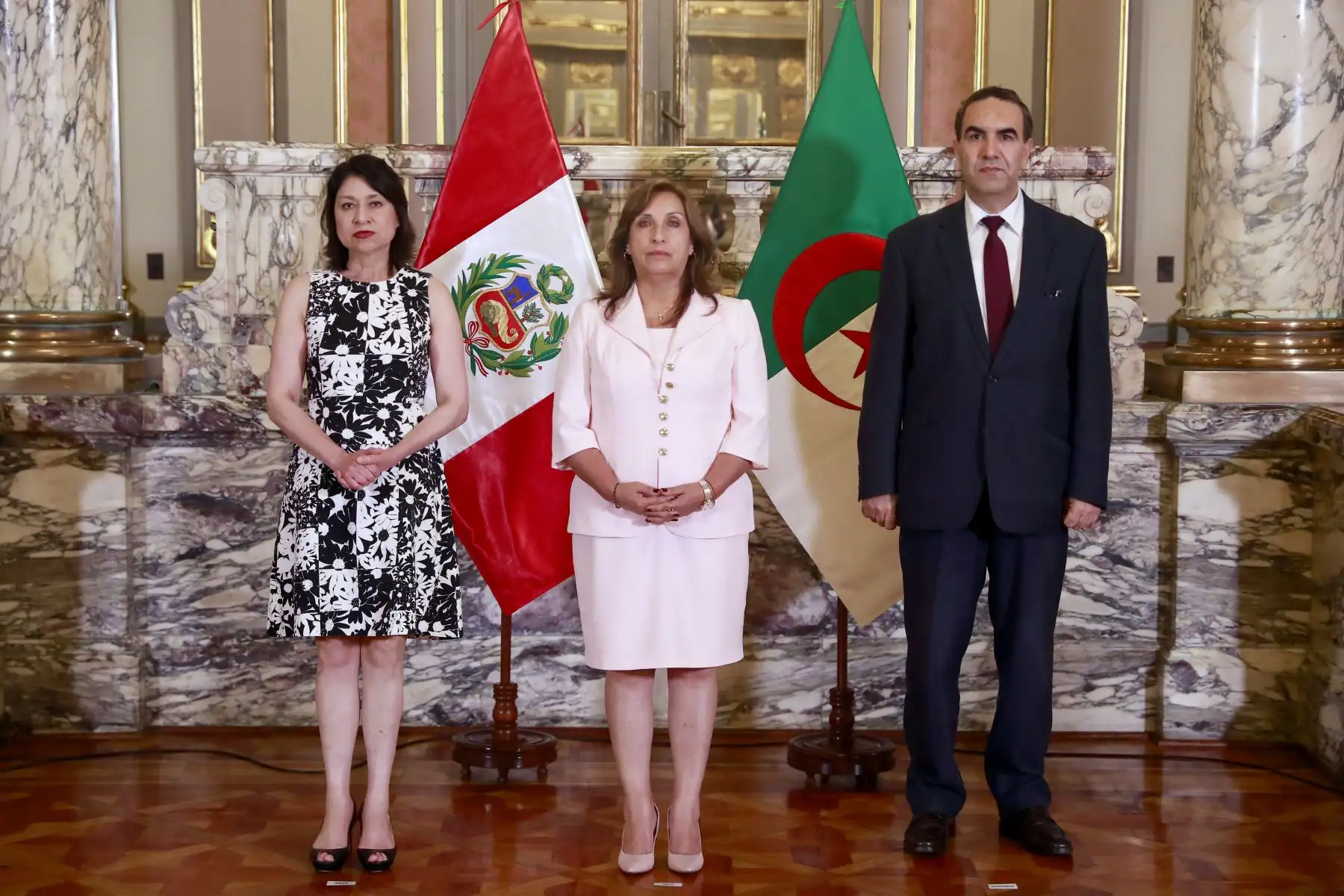 Presidenta de la República, Dina Boluarte, recibe cartas credenciales de los embajadores residentes de Argelia, Paraguay y Guatemala, y del nuncio apostólico en Perú.
Foto: ANDINA/Prensa Presidencia