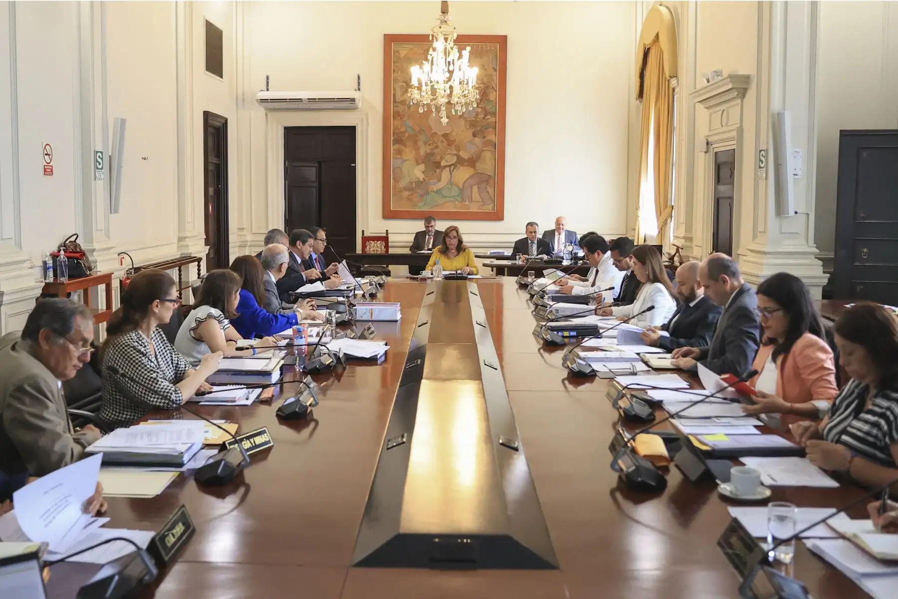 La Presidenta de la República, Dina Boluarte lidera el día de hoy una nueva sesión del Consejo de Ministros en Palacio de Gobierno. 
Foto:ANDINA/Presidencia Perú
