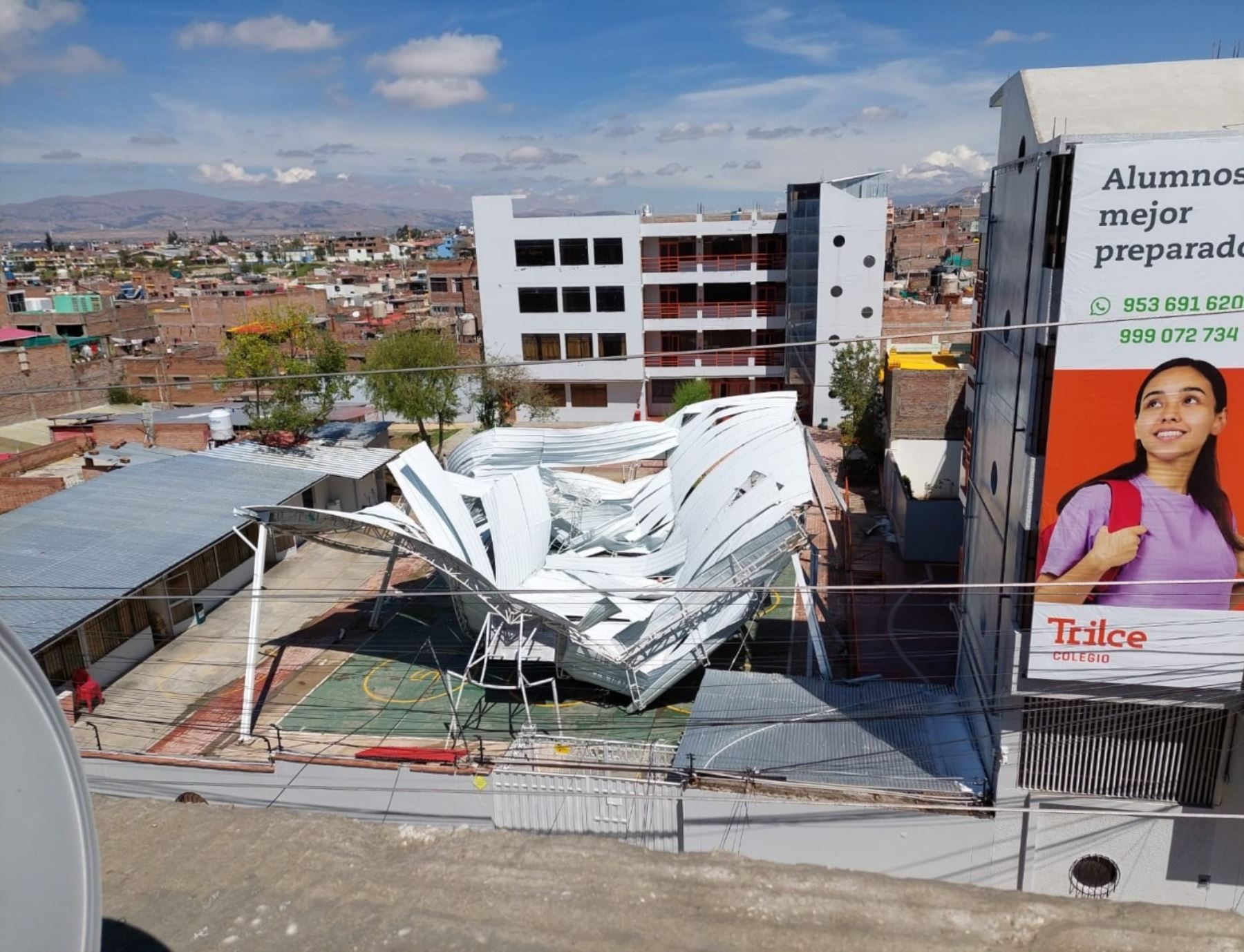Cuantiosos daños materiales se reportaron en la ciudad de Huancayo que soportó dos días de fuerte granizada. Foto: Pedro Tinoco