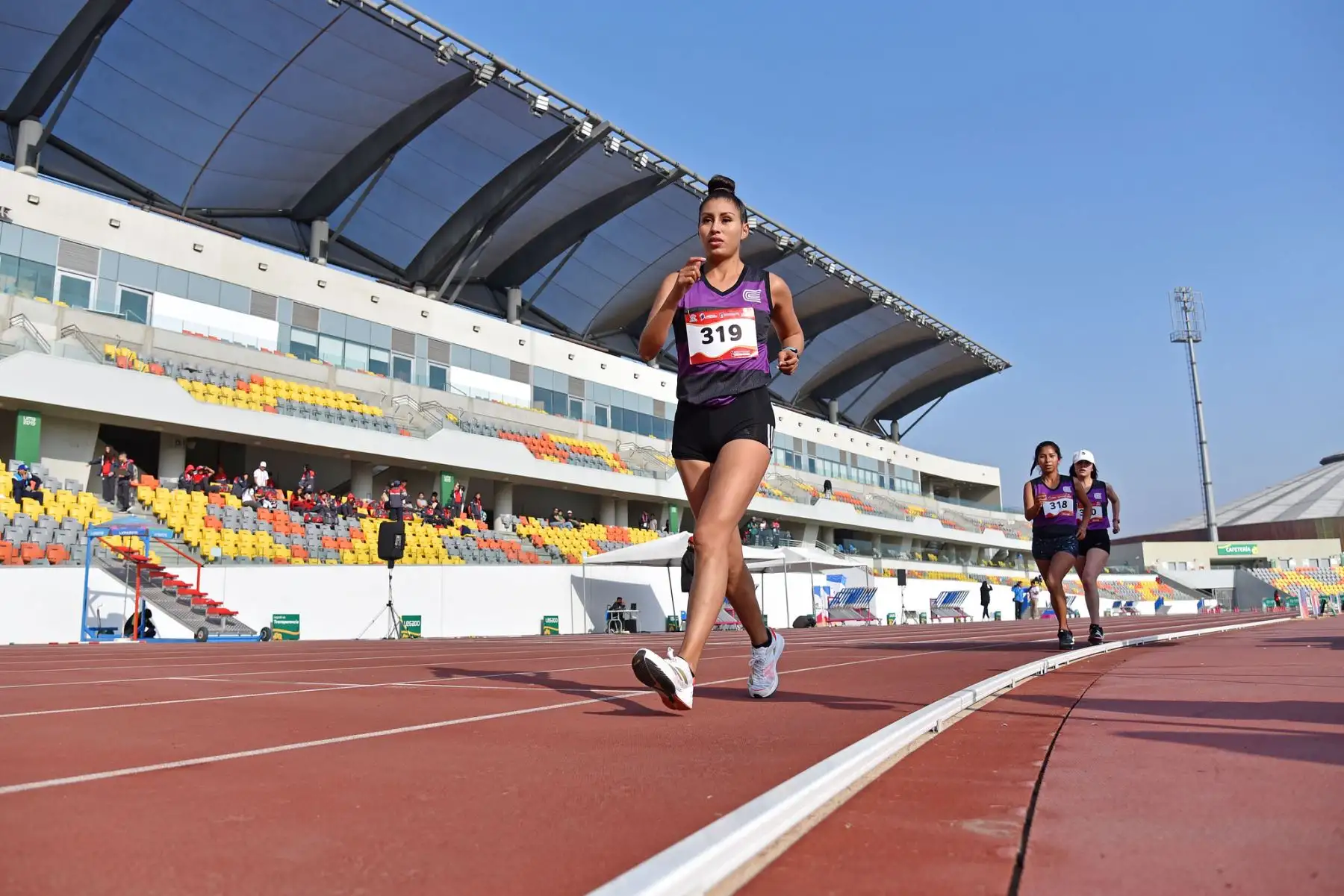 García, de 28 años, se convirtió así en la primera campeona de la historia en 35 kilómetros marcha, una distancia que se estrenó en ese Mundial.

Foto: ANDINA/ Lima 2019
