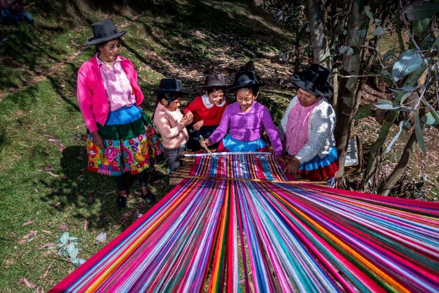 Emprendimiento textil de mujeres campesinas. Foto: Cortesía.