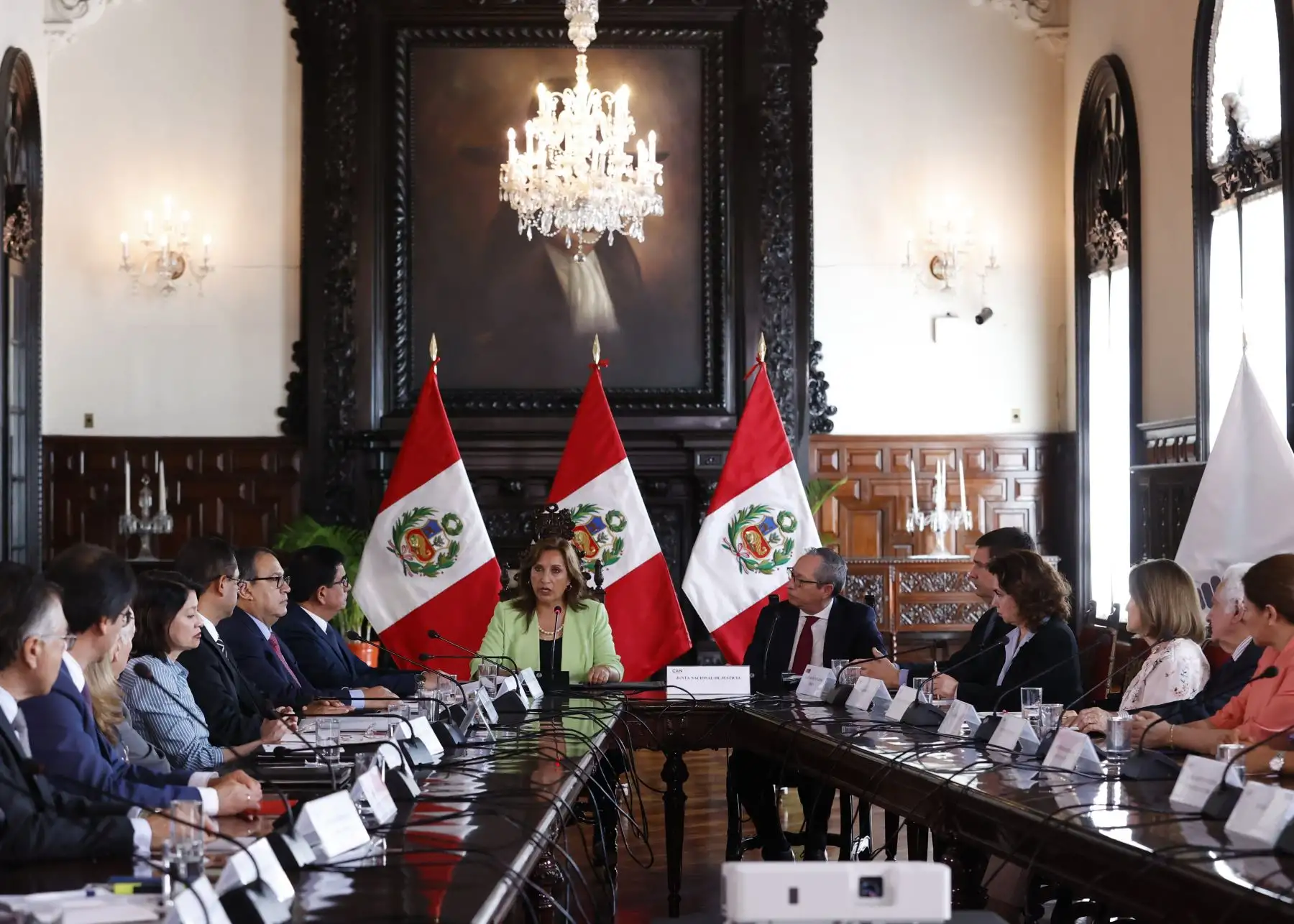 Presidenta Dina Boluarte participa en sesión extraordinaria de la Comisión de Alto Nivel Anticorrupción (CAN). Foto: ANDINA/Prensa Presidencia
