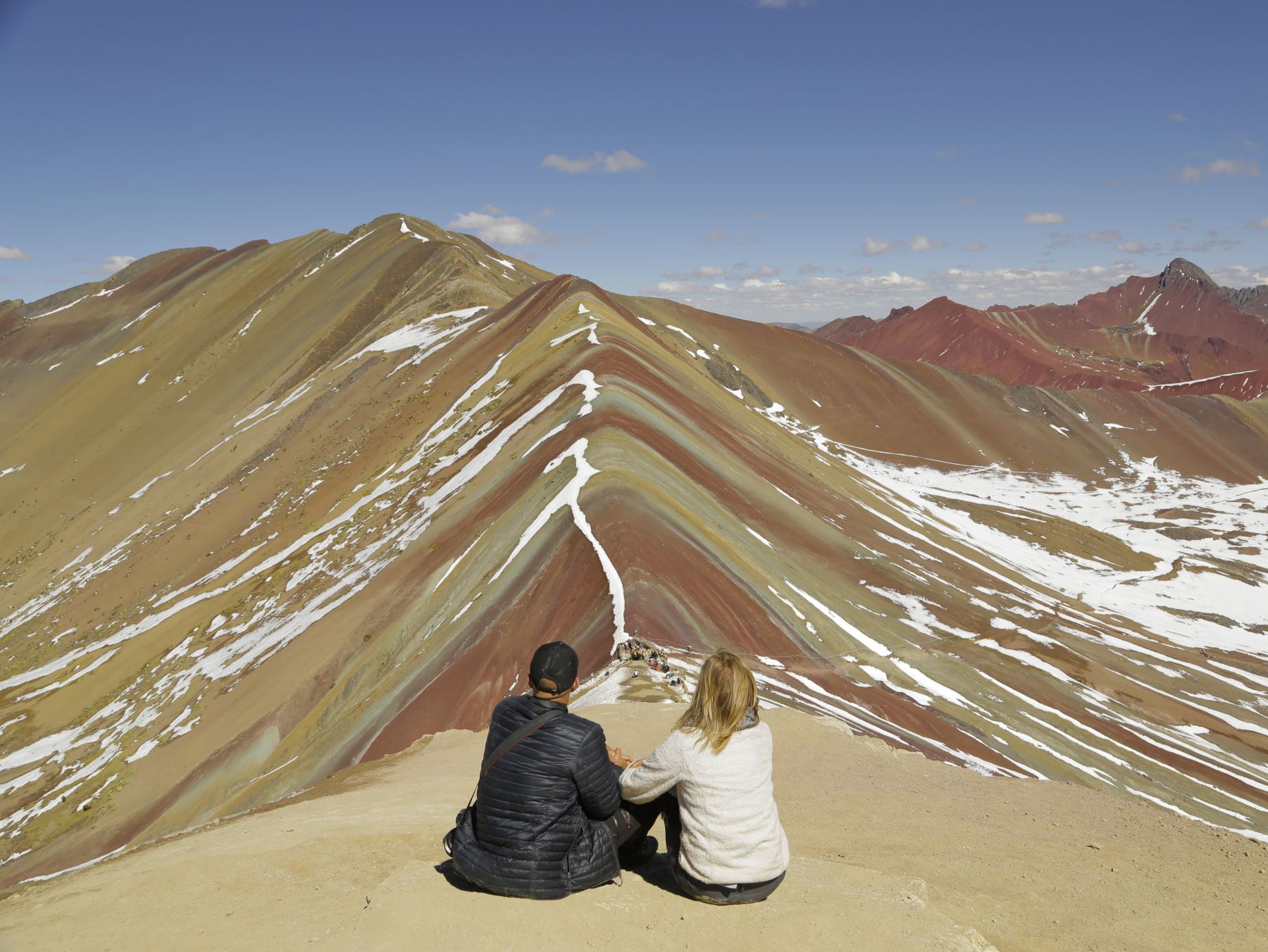 Montaña Vinicunca o arcoíris es uno de los destinos de mayor interés para visitar en Cusco este 2023. ANDINA/Difusión