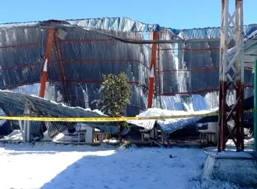 Cerro de Pasco soportó lluvias y una nevada intensa que causaron daños en casas, locales públicos y generó un corte de energía eléctrica. Foto: William Mauricio