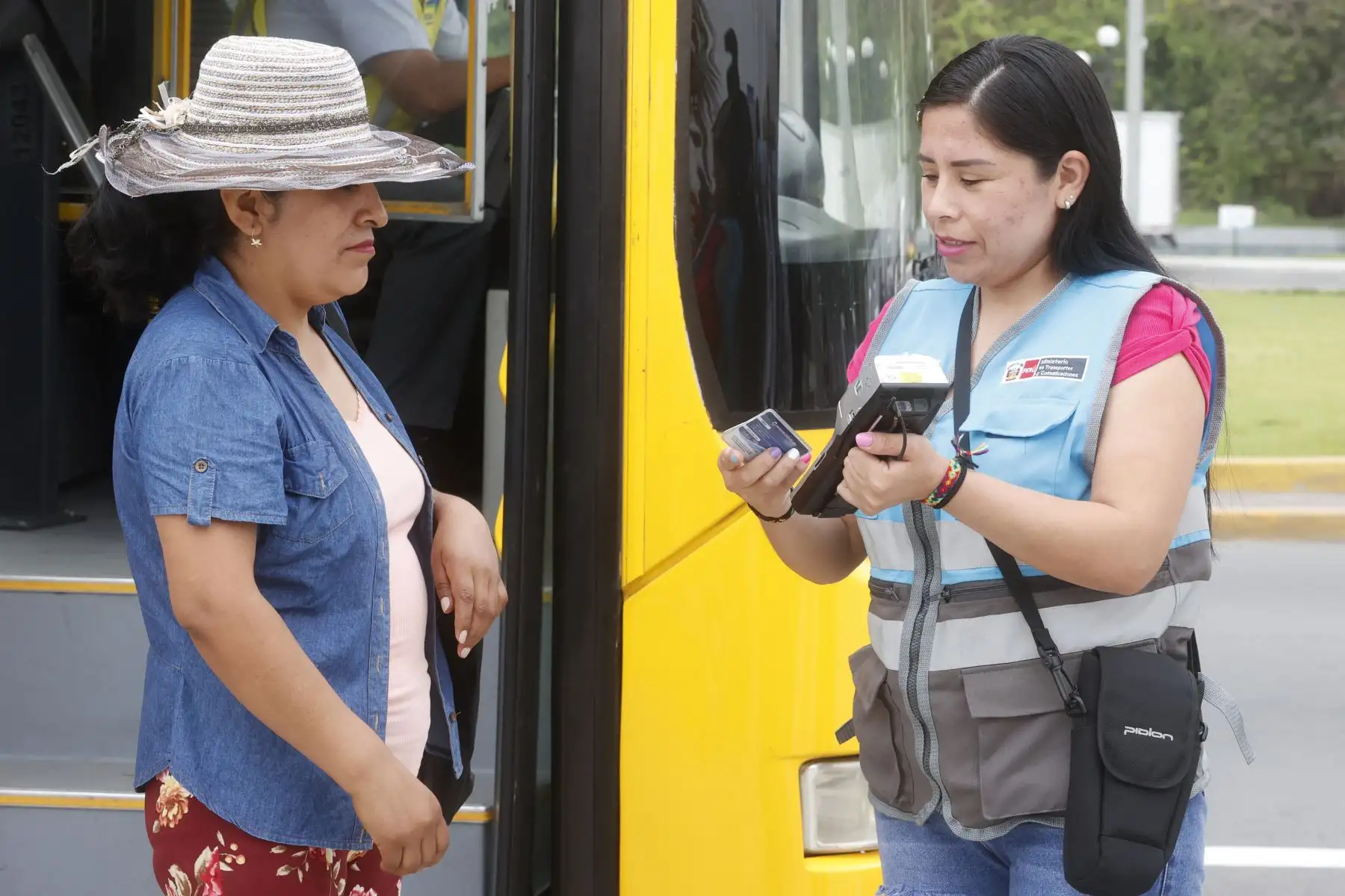 A fin de facilitar el acceso y la salida de los veraneantes que acudan a las playas de Barranco y Chorrillos, en la Costa Verde, la Autoridad de Transporte Urbano para Lima y Callao (ATU) lanza mañana, jueves 29 de diciembre, el servicio especial “Playero”.

Foto: ANDINA/Vidal Tarqui