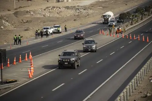 A partir del 1 de enero hasta el 9 abril, la concesionaria realizará el cambio de sentido en la vía los domingos, para el retornoa Lima. Foto: Rutas de Lima